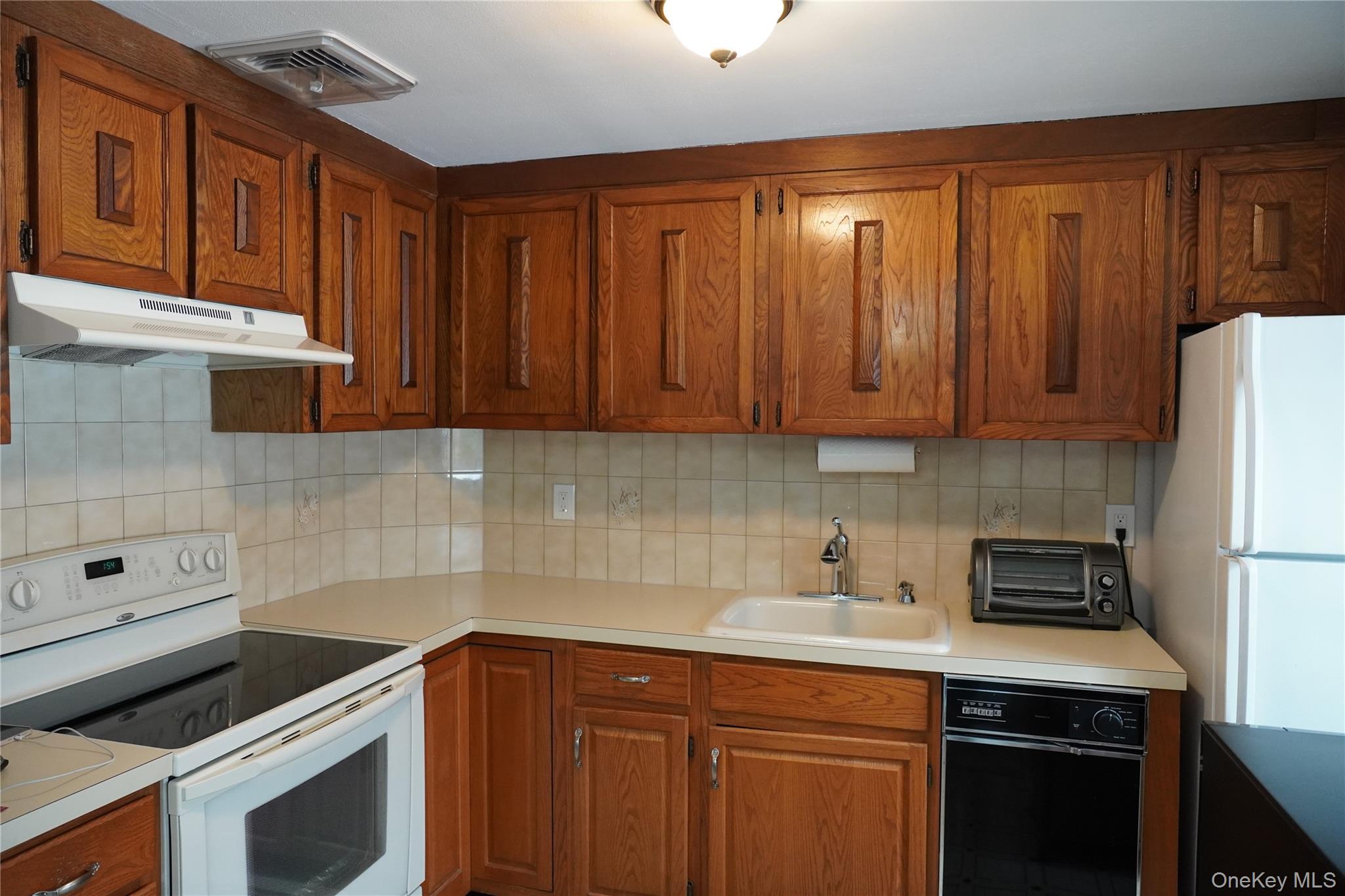 #7 photo, 69 Meyer Lane, 东长岛 Medford , NY 11763