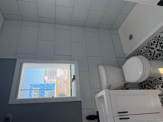 #6 photo, 3665 Nimrod Street, Seaford , NY 11783