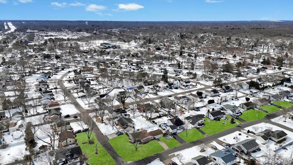 #11 photo, 11 Norman Drive, Саффолк ‖ Centereach , NY 11720