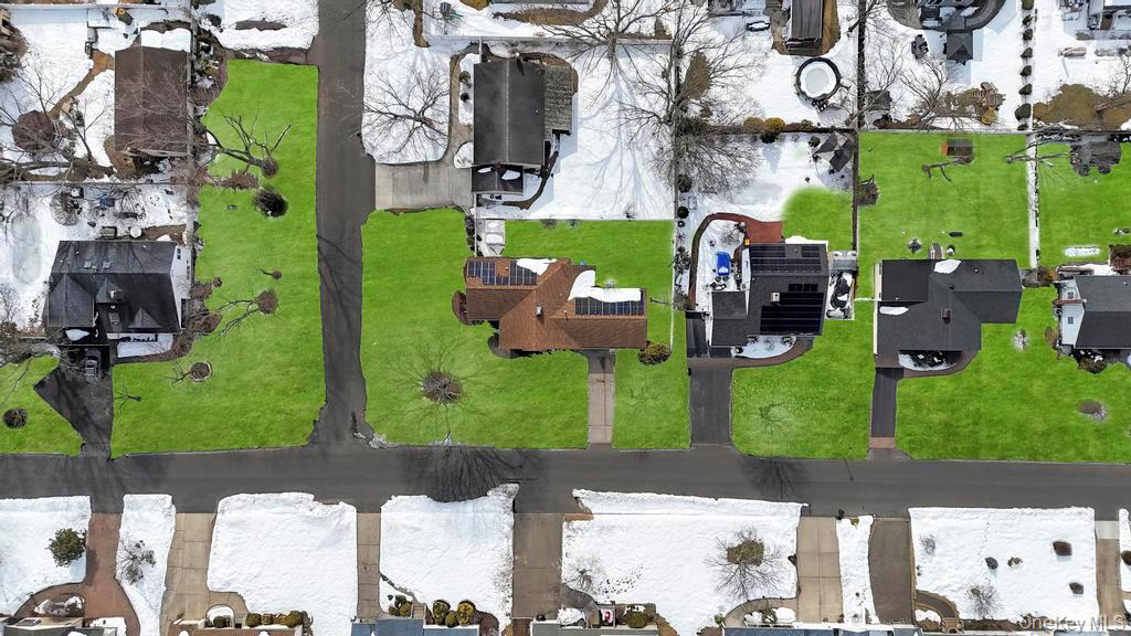 #9 photo, 11 Norman Drive, Саффолк ‖ Centereach , NY 11720