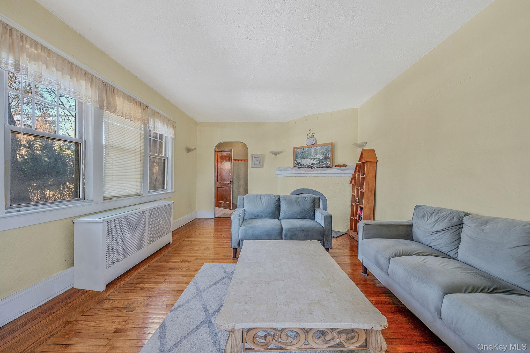 #3 photo, 22 Fairview Boulevard, 롱 아일랜드 Hempstead , NY 11550