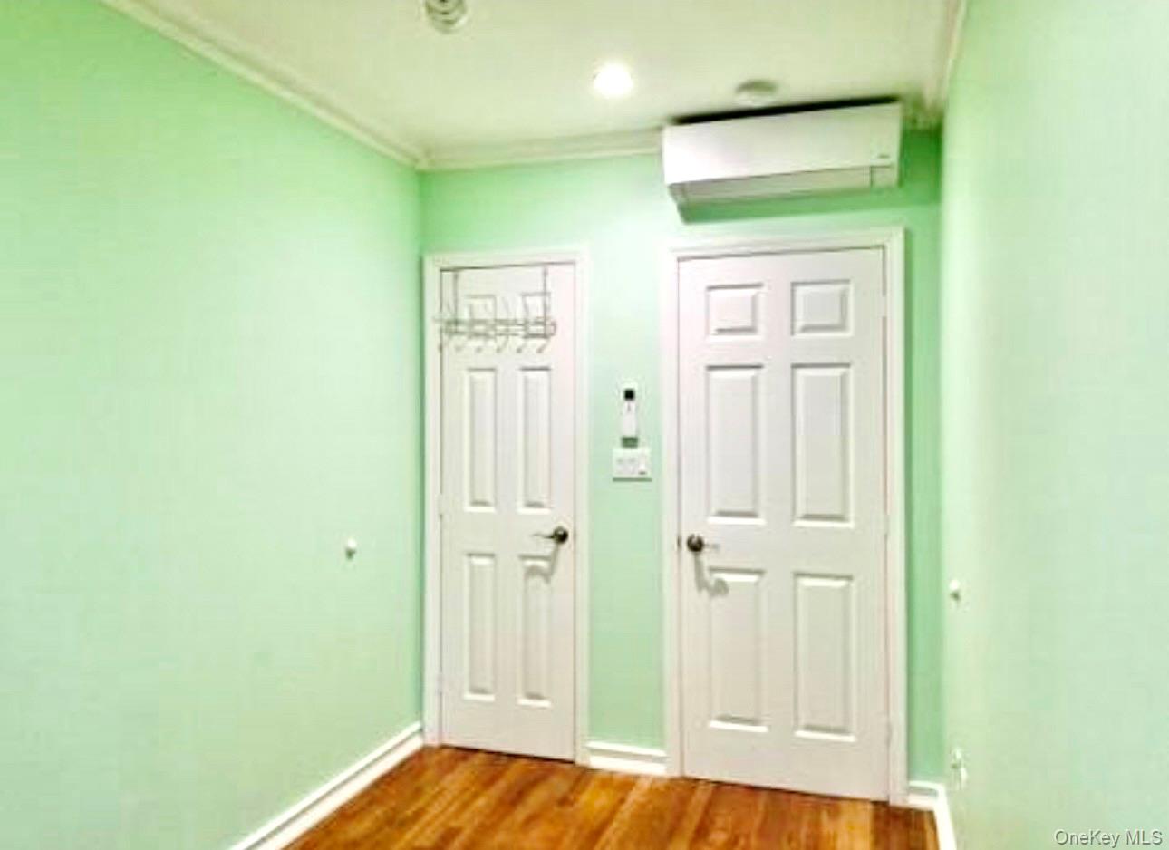 #5 photo, 9915 Ascan Avenue, फॉरेस्ट हिल्स Forest Hills , NY 11375