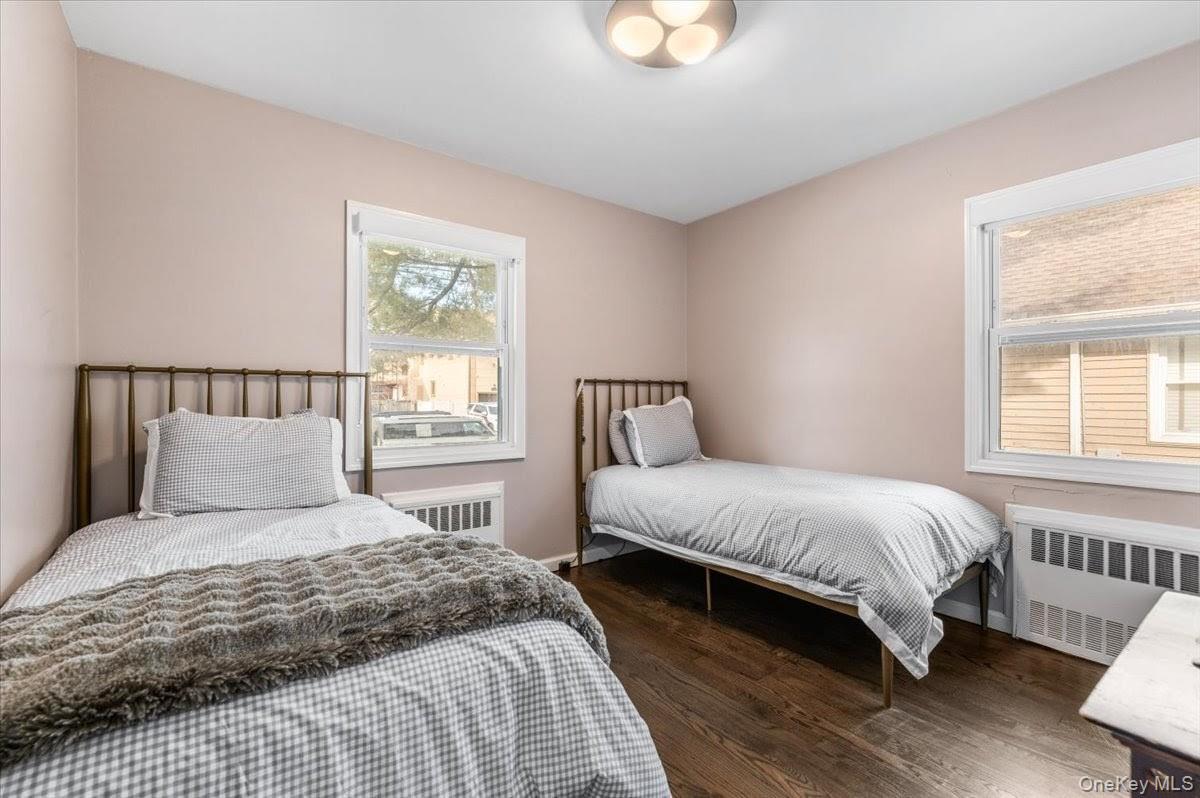 #20 photo, 449 Argyle Road, Cedarhurst , NY 11516