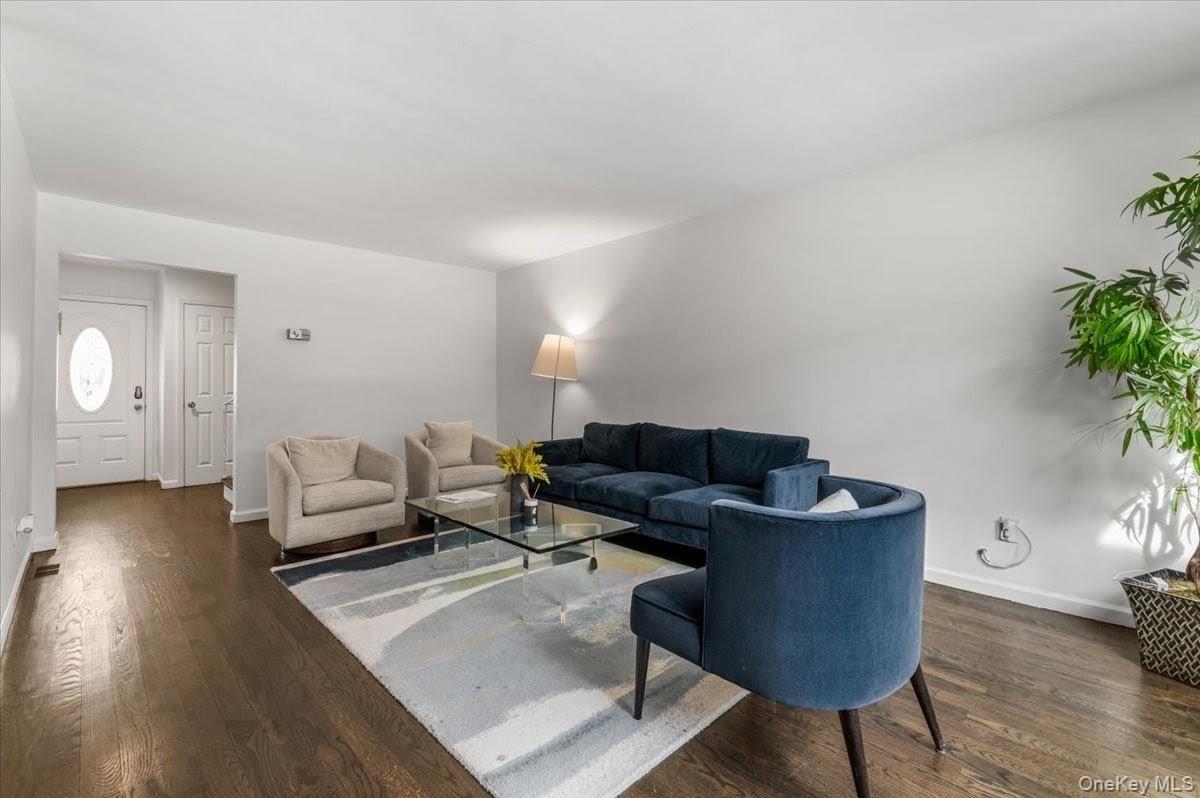 #5 photo, 449 Argyle Road, Cedarhurst , NY 11516