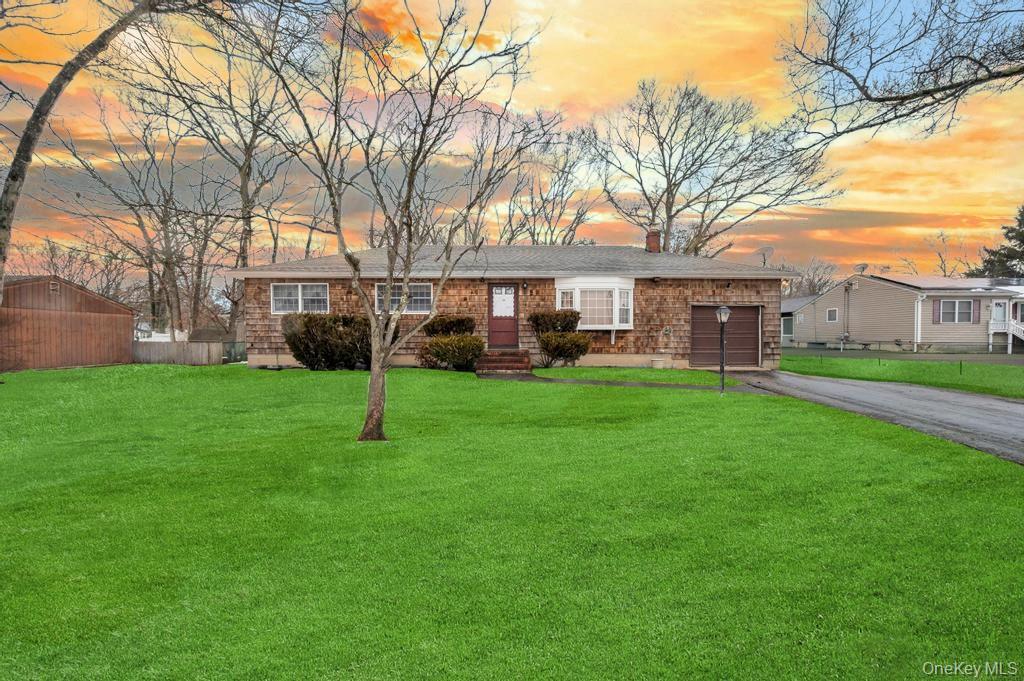 #1 photo, 15 E Woodside Avenue, Patchogue , NY 11772