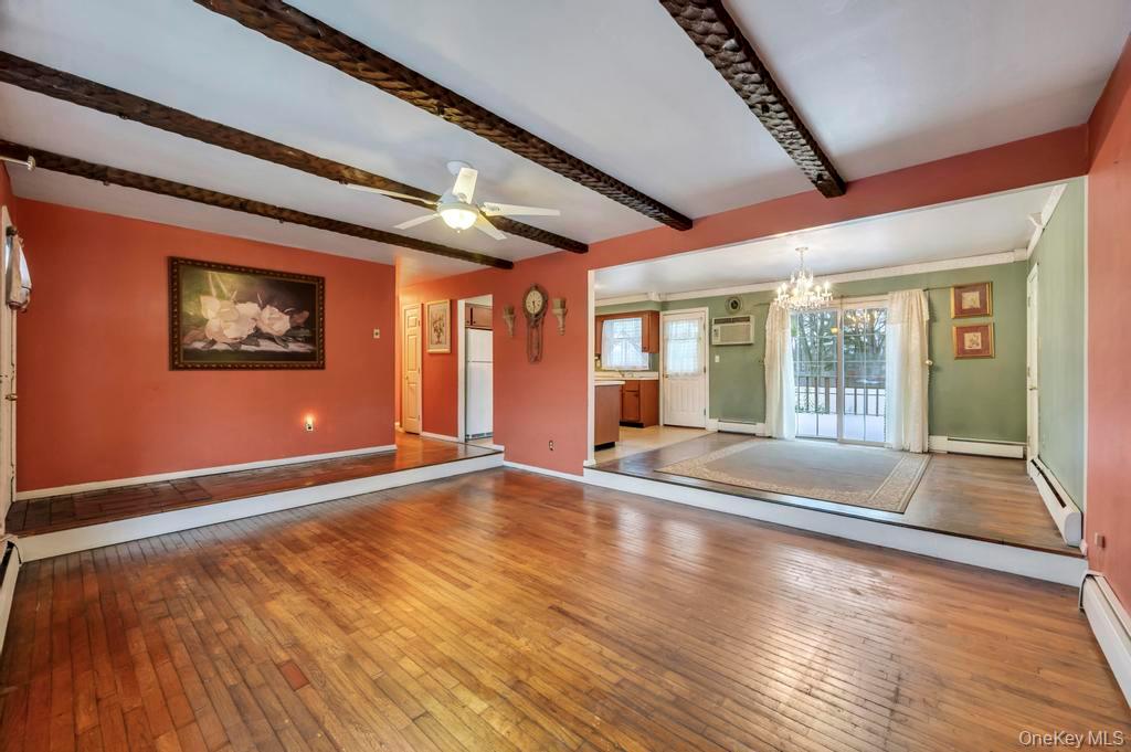 #8 photo, 15 E Woodside Avenue, Patchogue , NY 11772