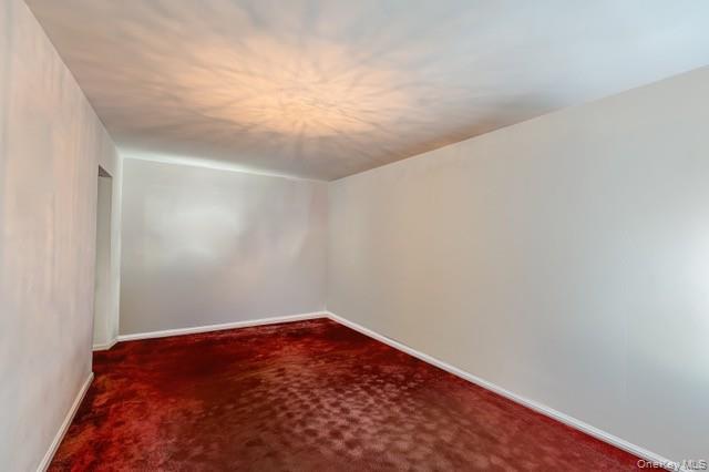 #3 photo, 73-25 Cook Avenue, קווינס Middle Village , NY 11379