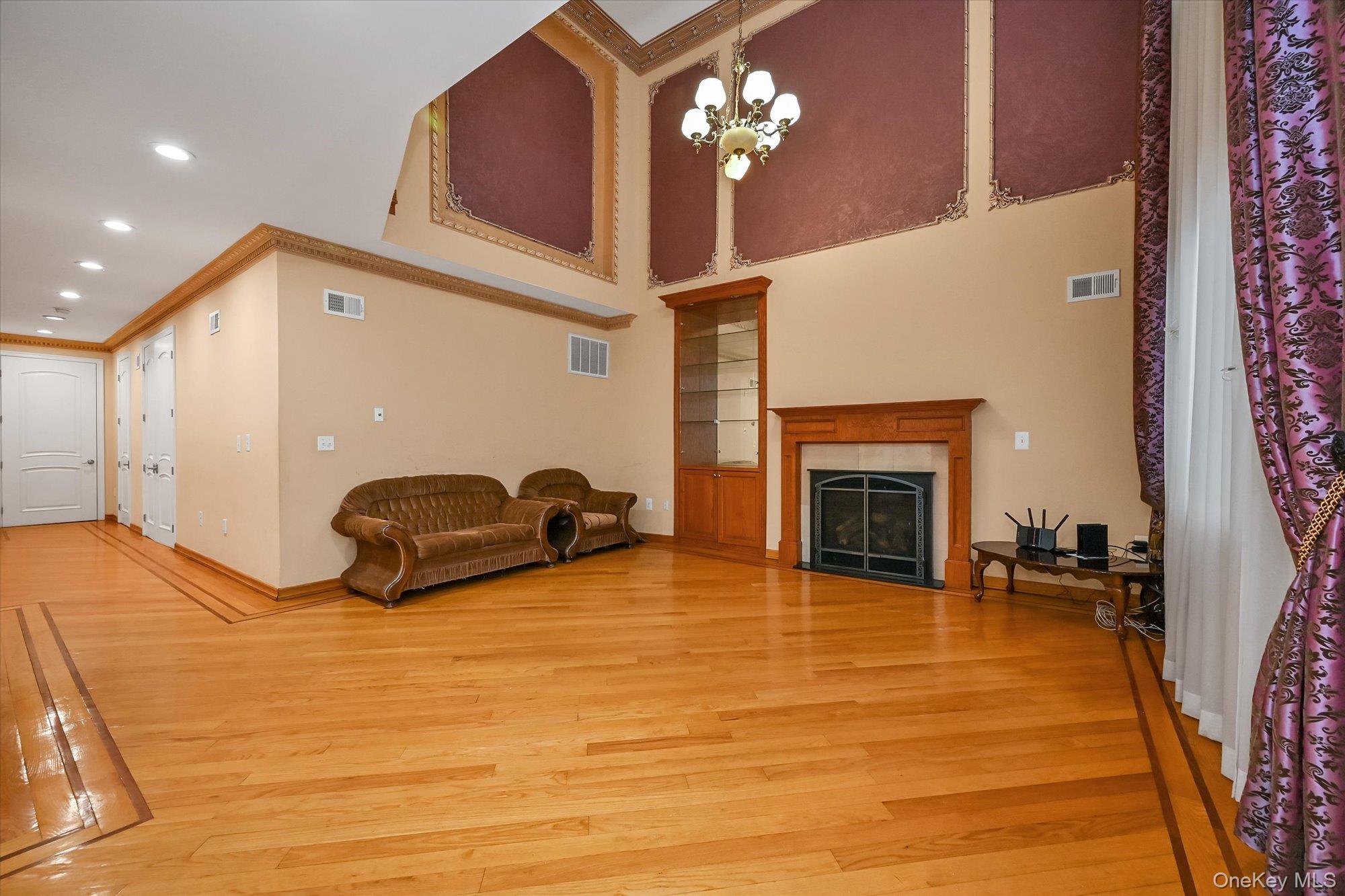 #10 photo, 7716 Kew Forest Lane, 뉴욕퀸즈 Forest Hills , NY 11375