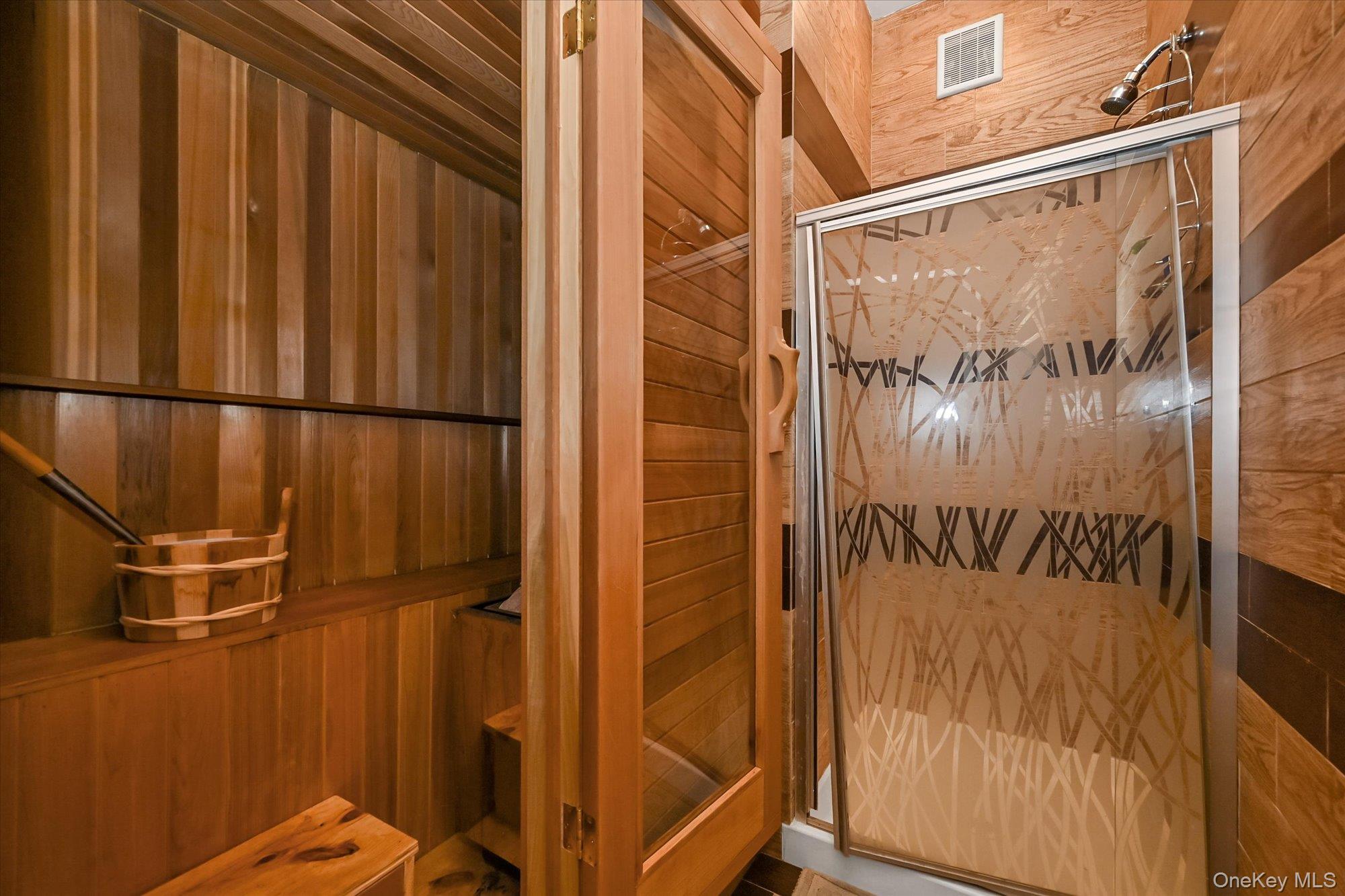 #20 photo, 7716 Kew Forest Lane, 뉴욕퀸즈 Forest Hills , NY 11375