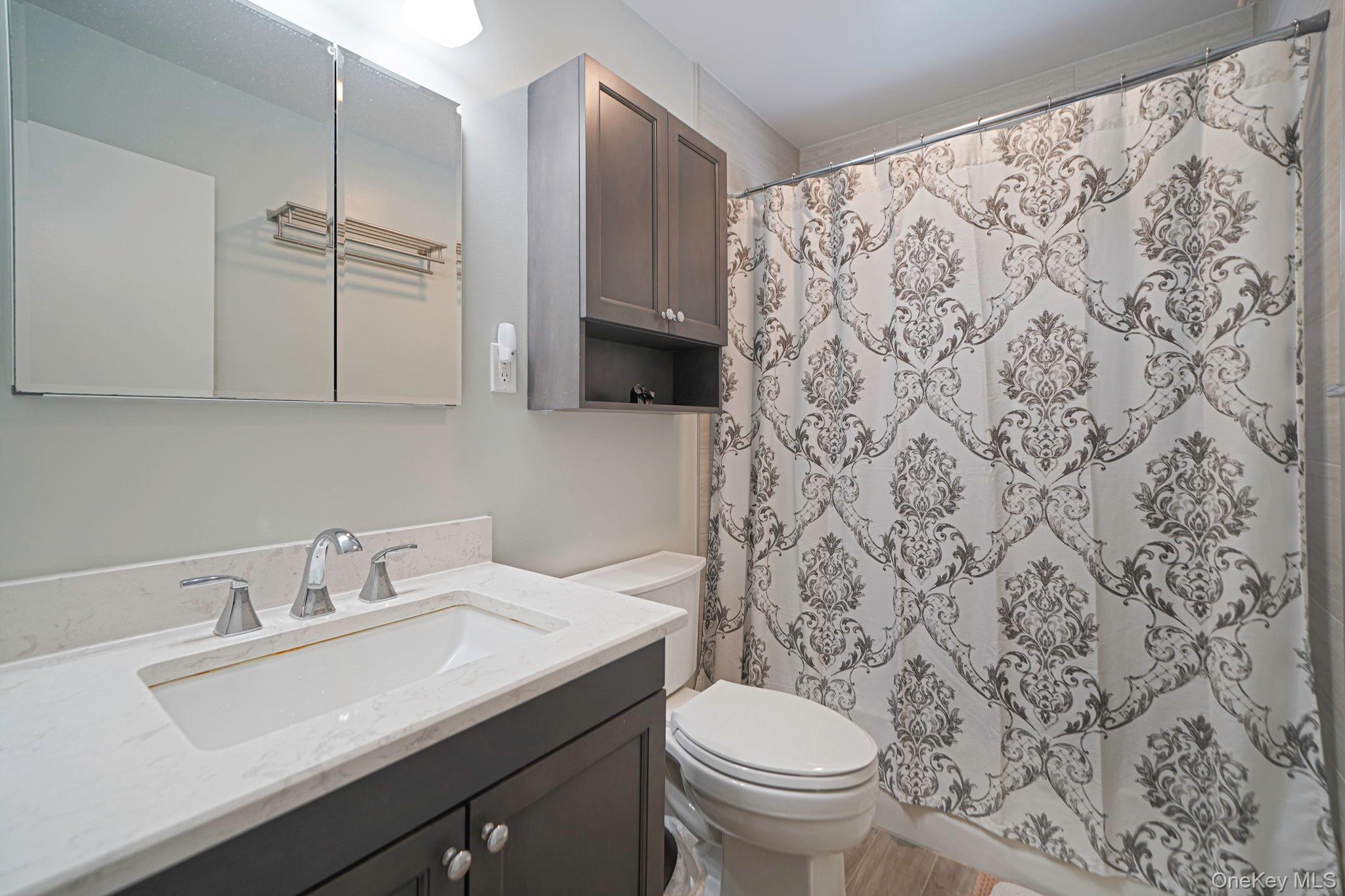 #12 photo, 65 Prospect Drive, سوفولك Brentwood , NY 11717