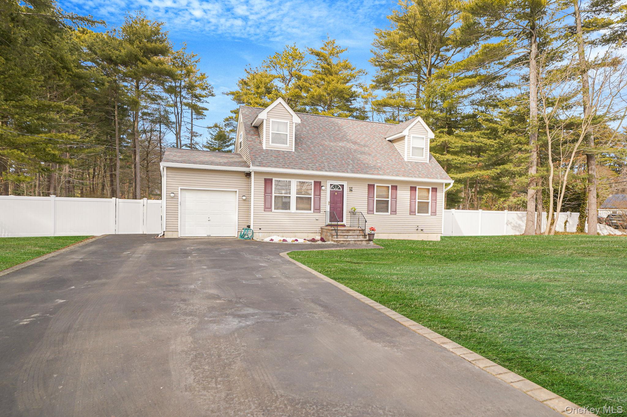 #3 photo, 65 Prospect Drive, سوفولك Brentwood , NY 11717