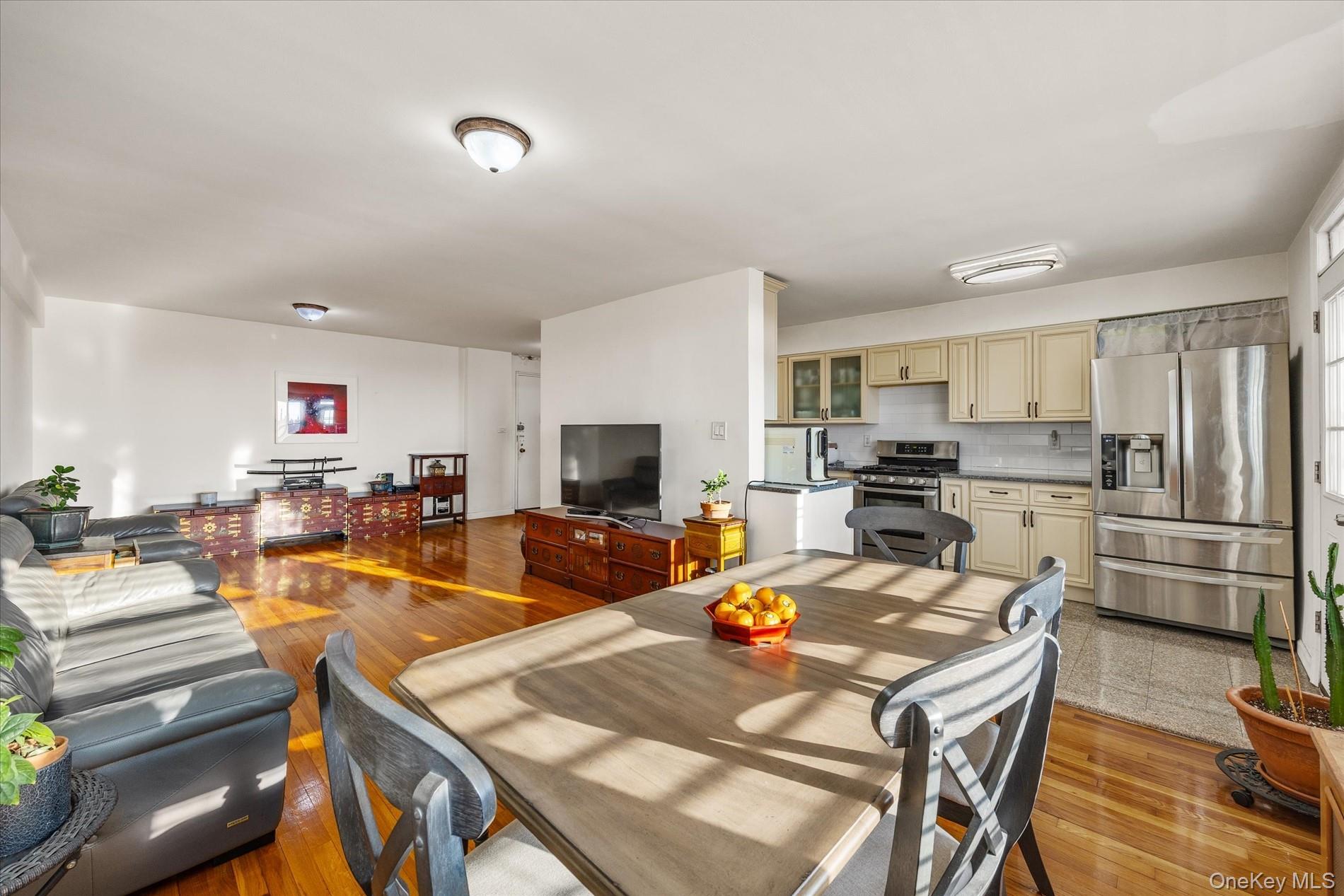 #5 photo, 3425 150th Place, Flushing , NY 11354