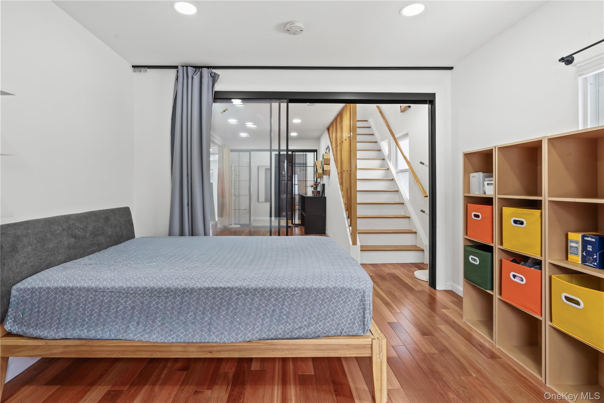 #13 photo, 70-51 Juno Street, Forest Hills , NY 11375