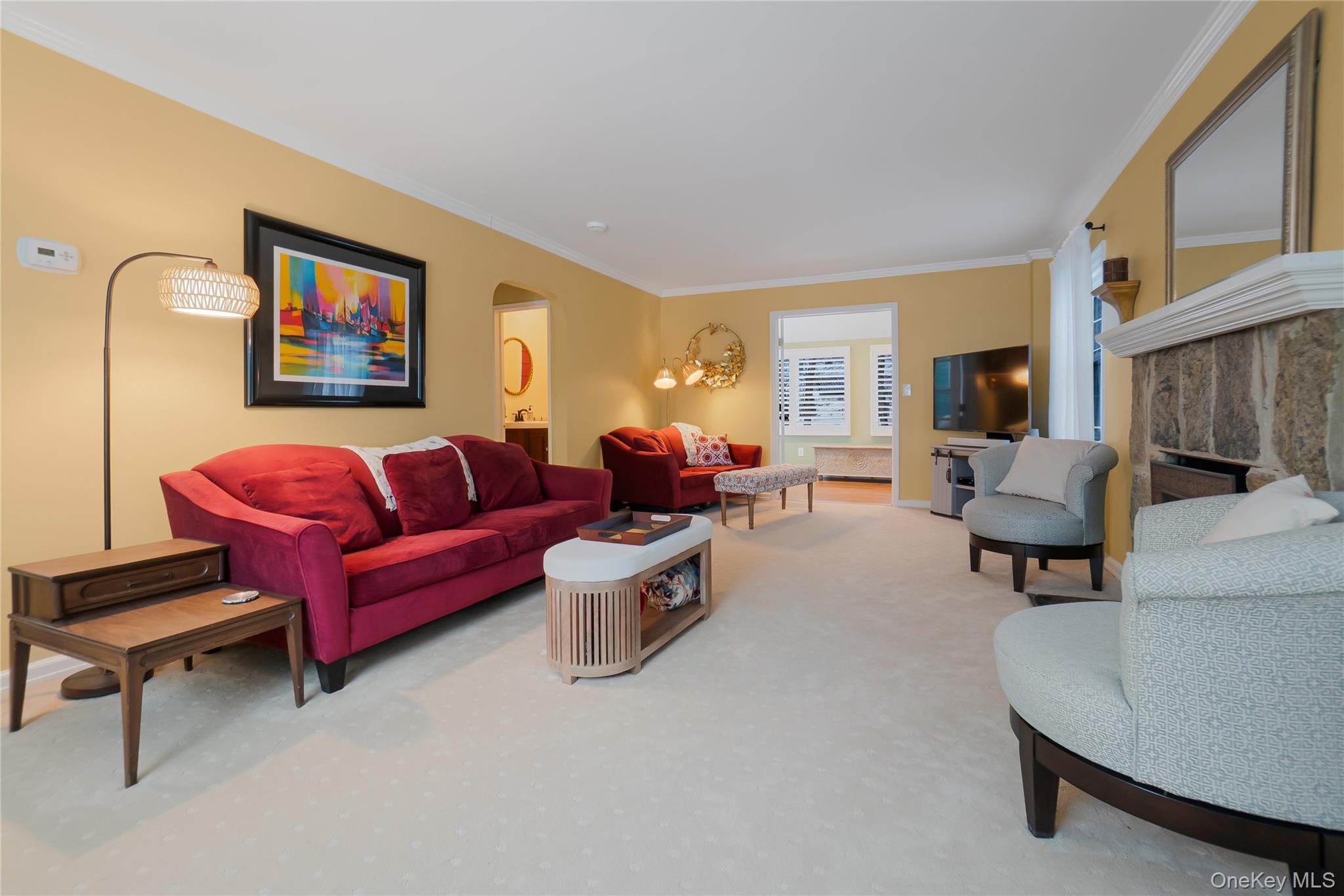 #2 photo, 30 Gifford Avenue, नासाउ काउंटी Oceanside , NY 11572