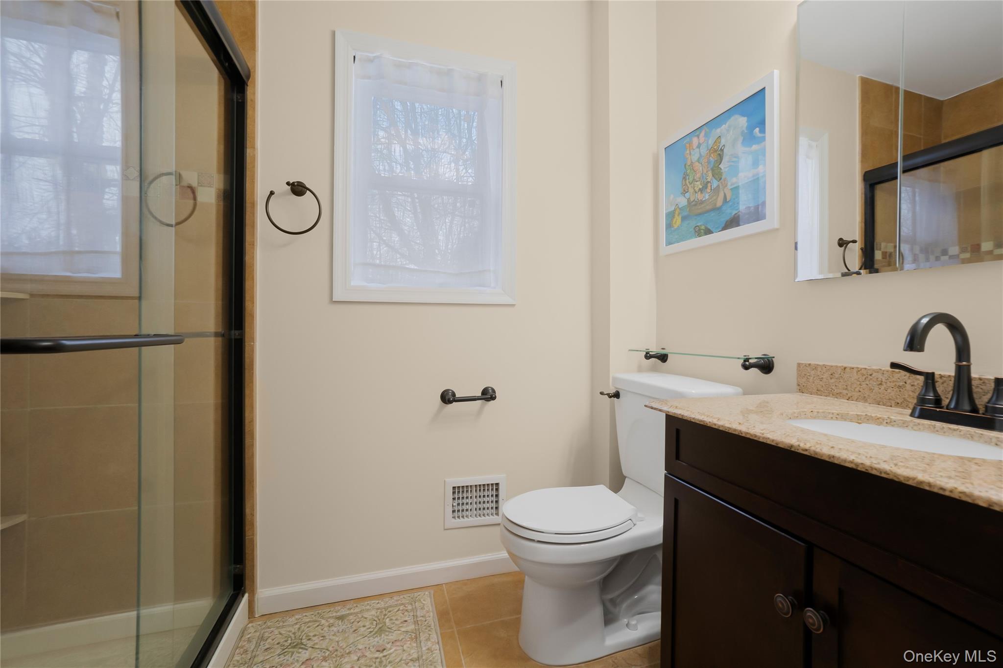 #20 photo, 30 Gifford Avenue, नासाउ काउंटी Oceanside , NY 11572