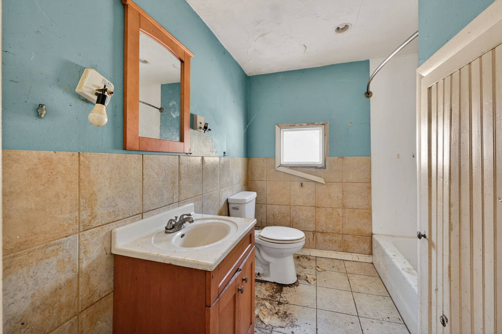 #19 photo, 630 Charlotte Valley Rd, Charloteville , NY 12036