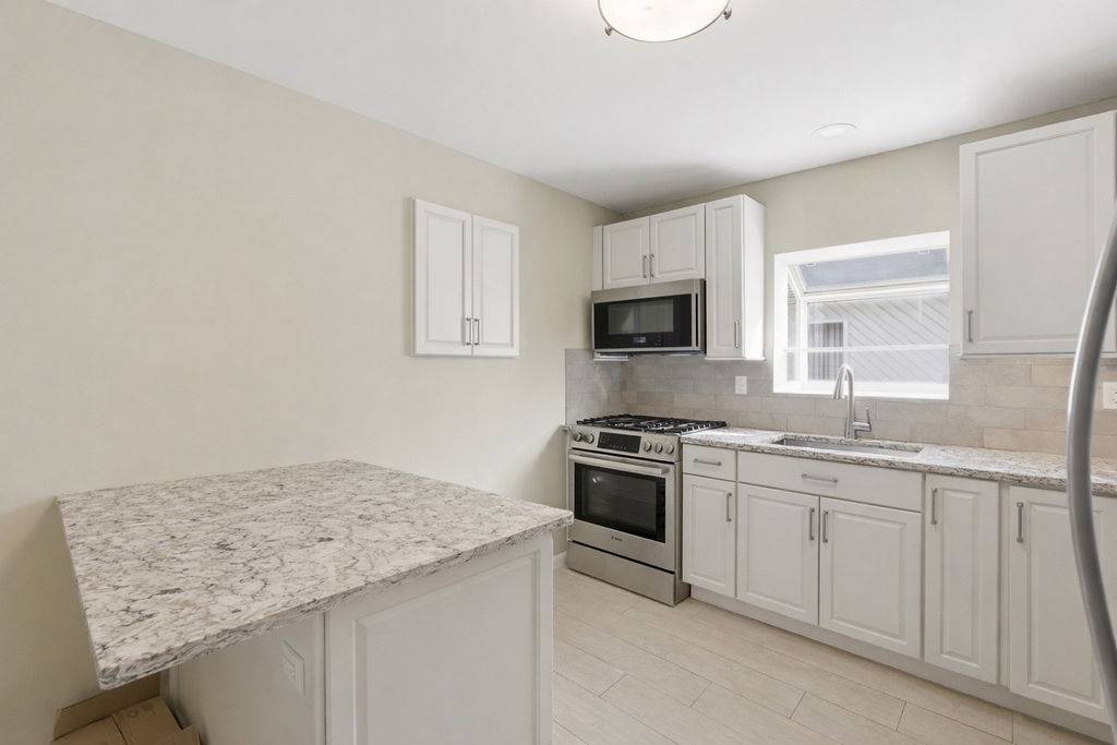 #6 photo, 163-18 97th Street, 뉴욕퀸즈 Howard Beach , NY 11414