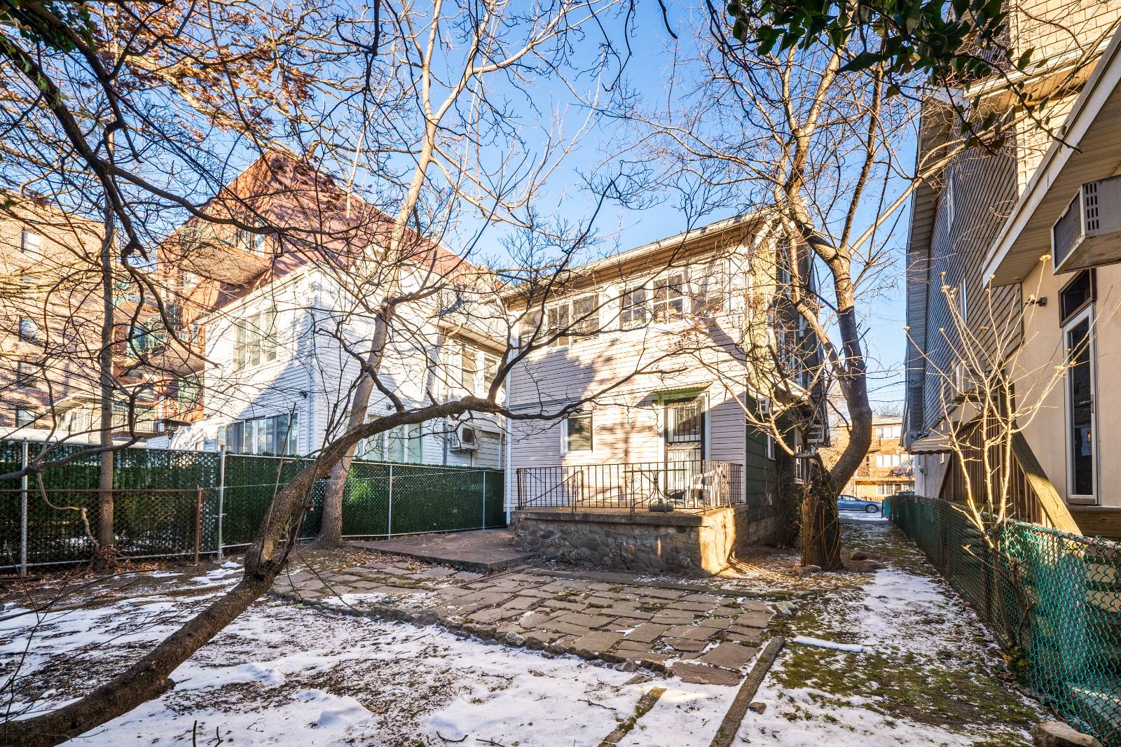 #11 photo, 1466 East 14th Street, 브루클린 Midwood , NY 11230