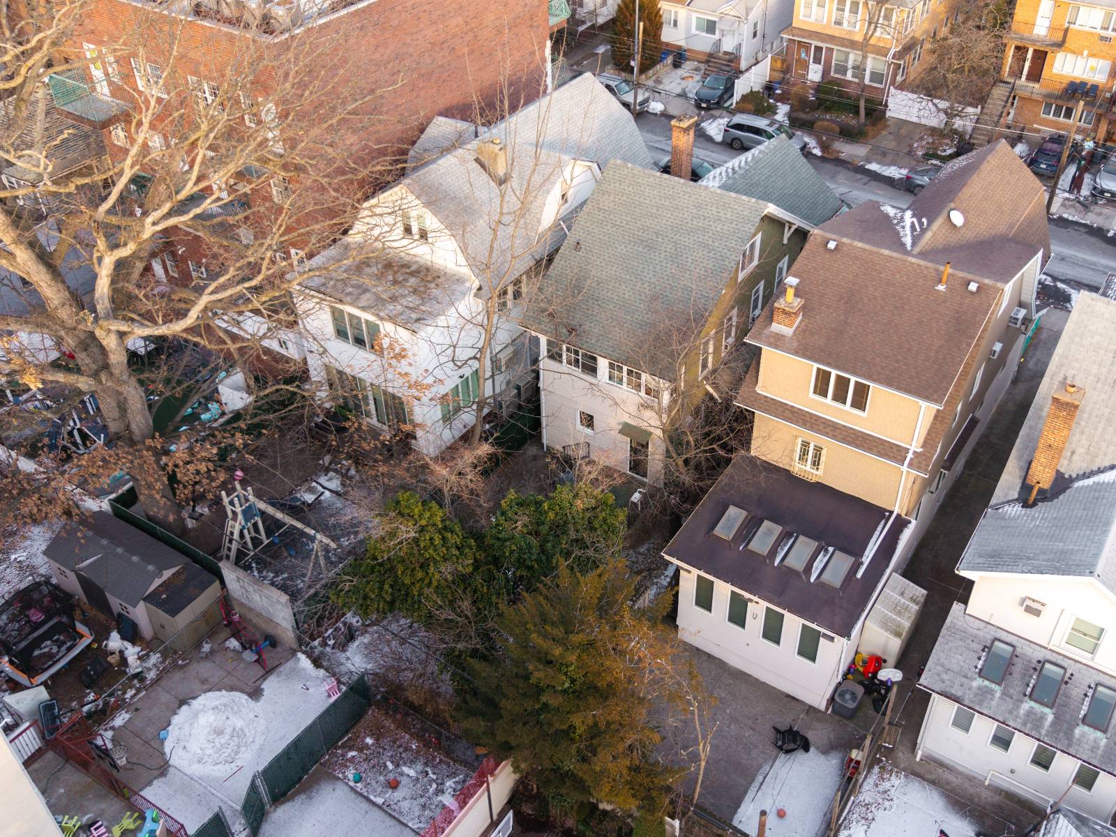 #12 photo, 1466 East 14th Street, 브루클린 Midwood , NY 11230