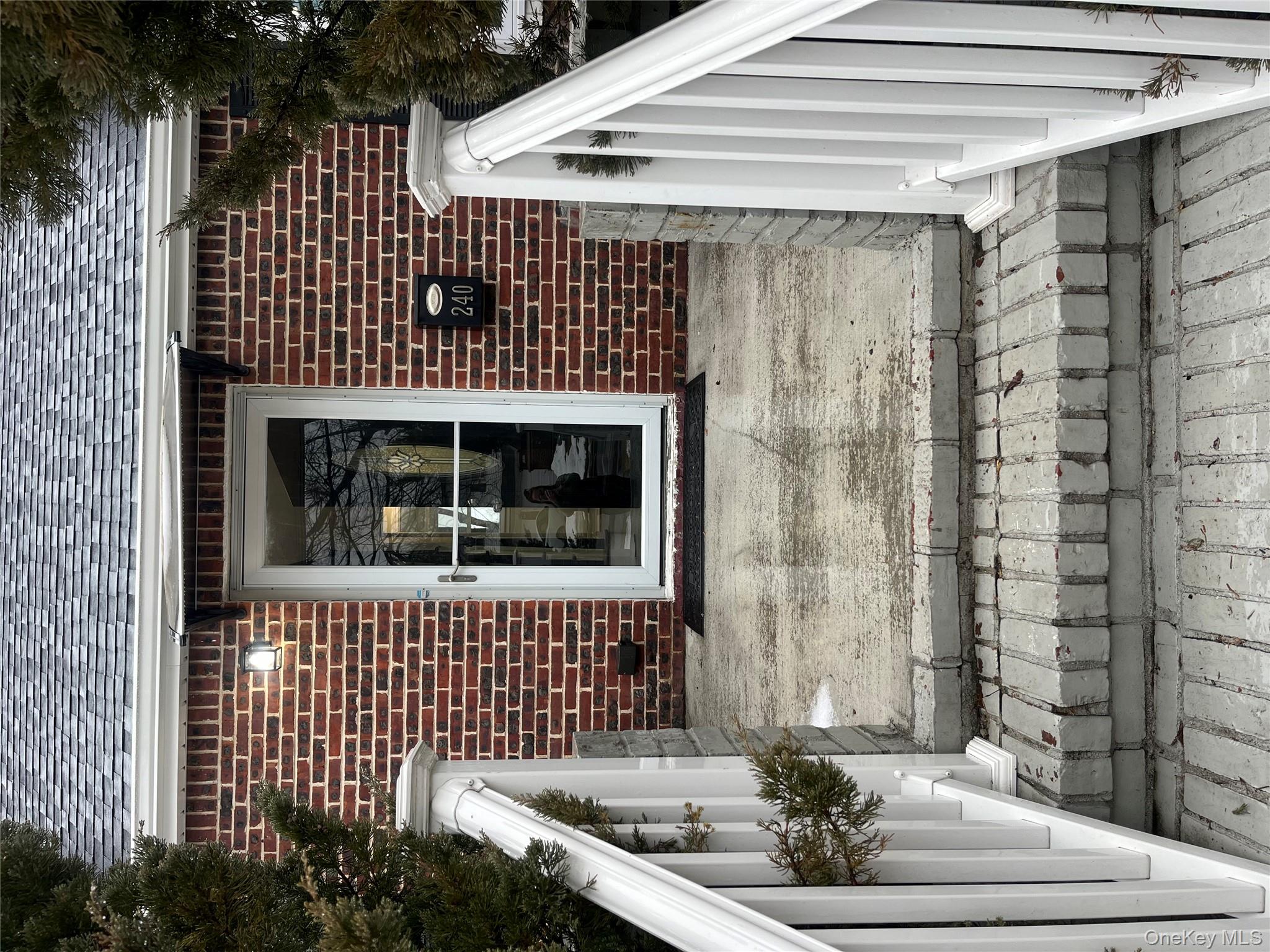 #3 photo, 240 Woodfield Road, West Hempstead , NY 11552