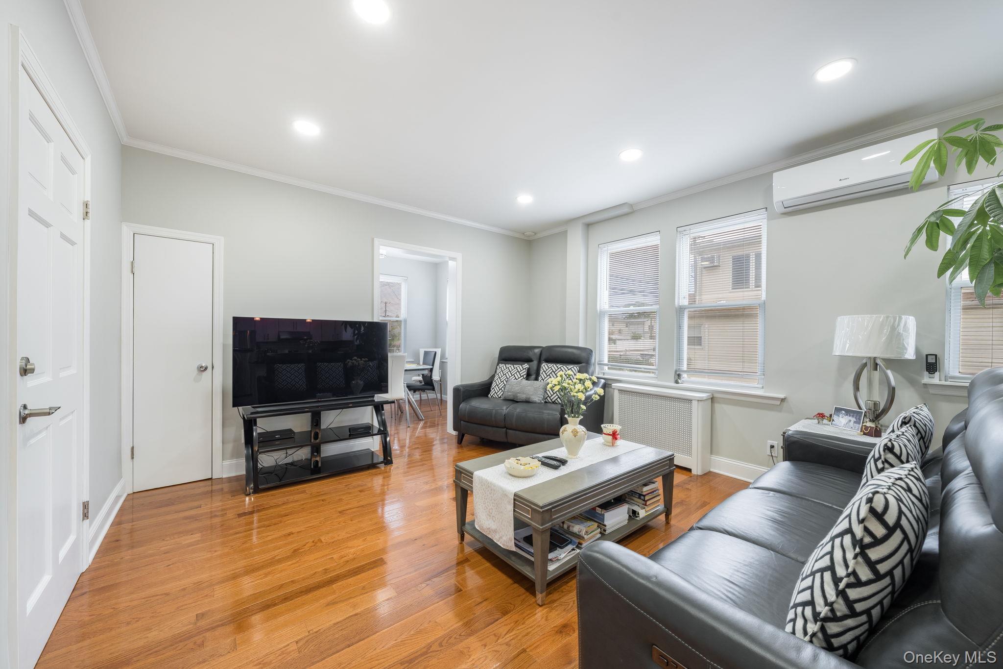 #11 photo, 22610 147th Avenue, Springfield Gardens , NY 11413