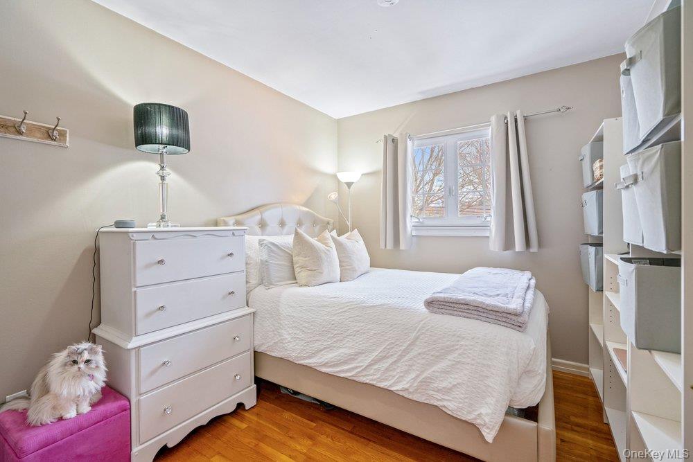 #13 photo, 90 Babylon Avenue, West Islip , NY 11795