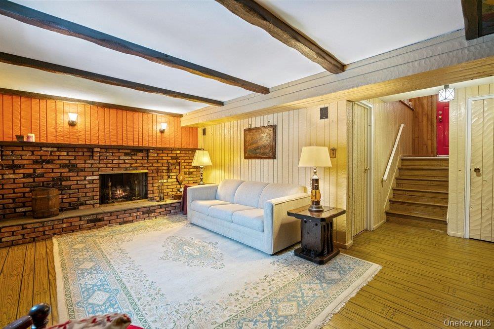 #15 photo, 90 Babylon Avenue, West Islip , NY 11795