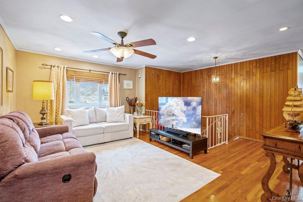 #5 photo, 90 Babylon Avenue, West Islip , NY 11795