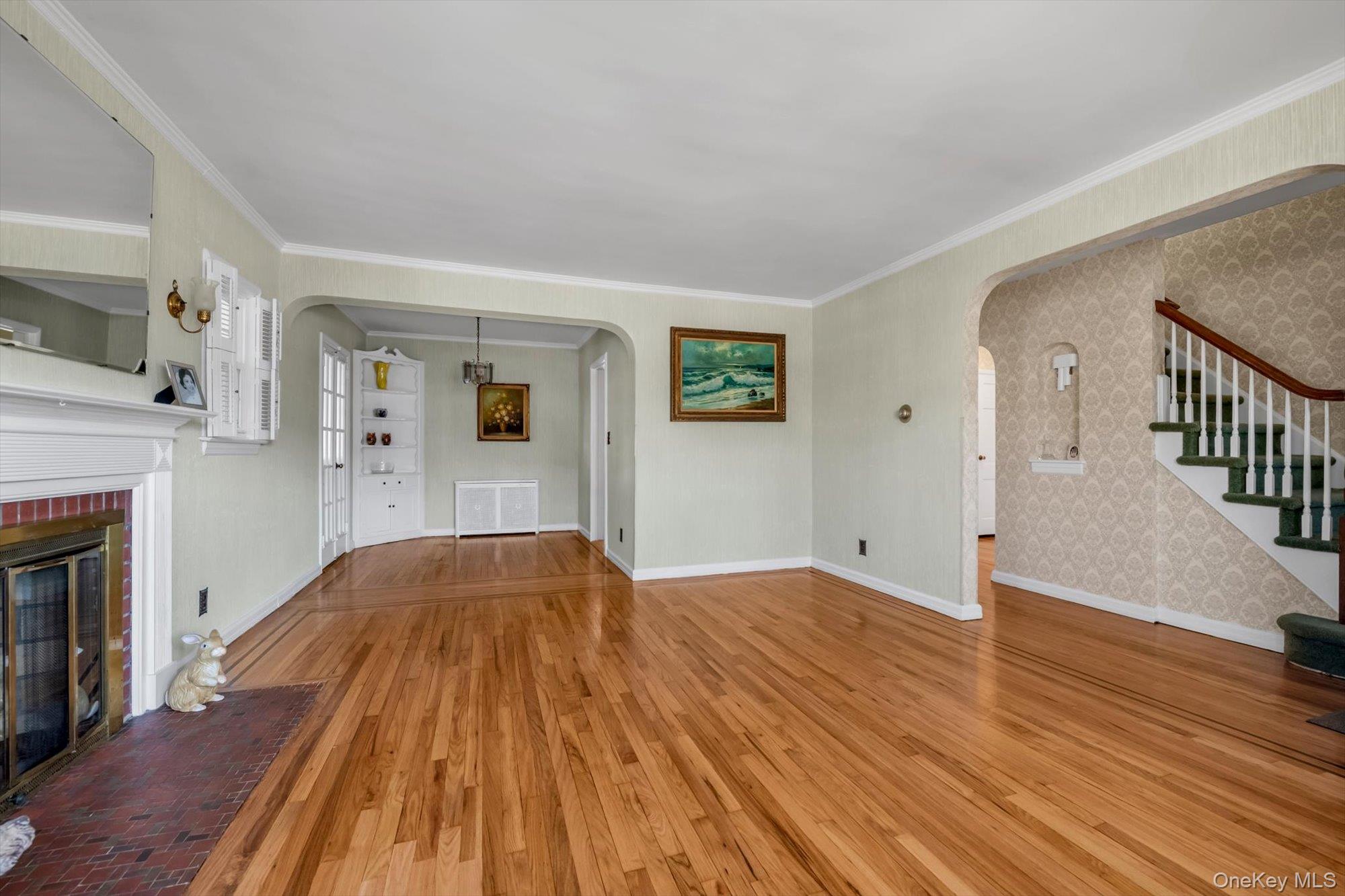 #5 photo, 60 Aberdeen Road, מחוז נסאו New Hyde Park , NY 11040