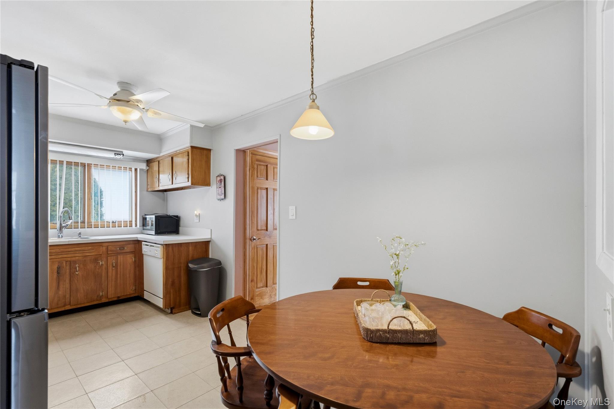 #10 photo, 156 N Pine Street, Massapequa , NY 11758