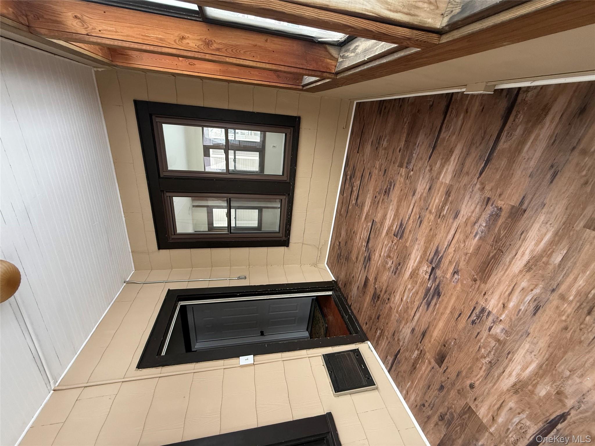 #17 photo, 173 Mansion Street, Poughkeepsie , NY 12601