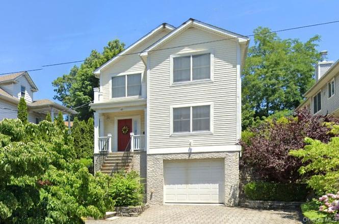 #1 photo, 45 Fisher Avenue, 뉴욕주 Tuckahoe , NY 10707