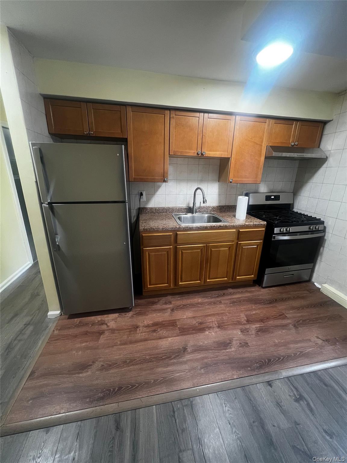 #6 photo, 2113 Chatterton Avenue, Bronx , NY 10472