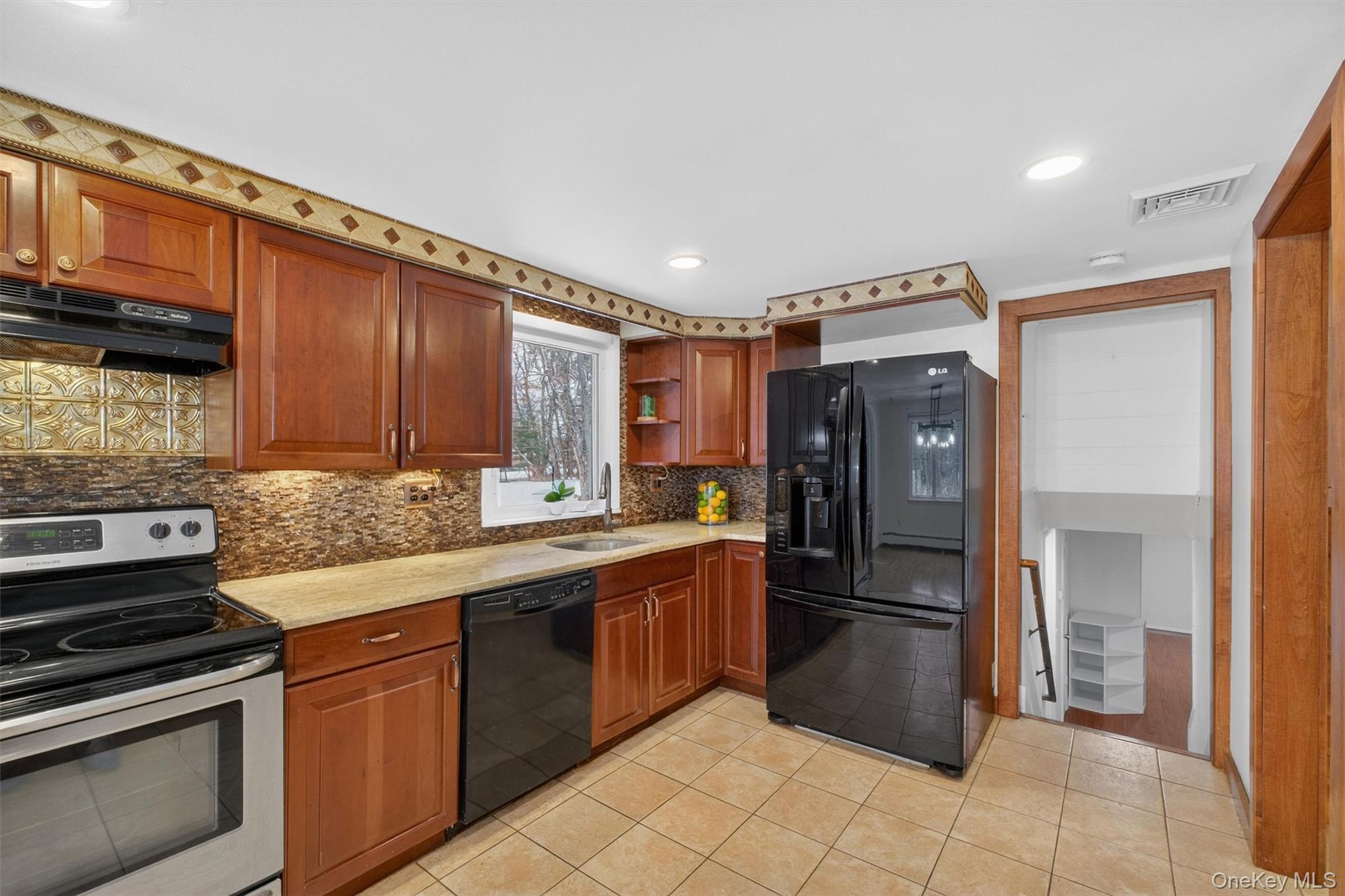 #12 photo, 16 Orchard Lane, Hopewell Junction , NY 12533