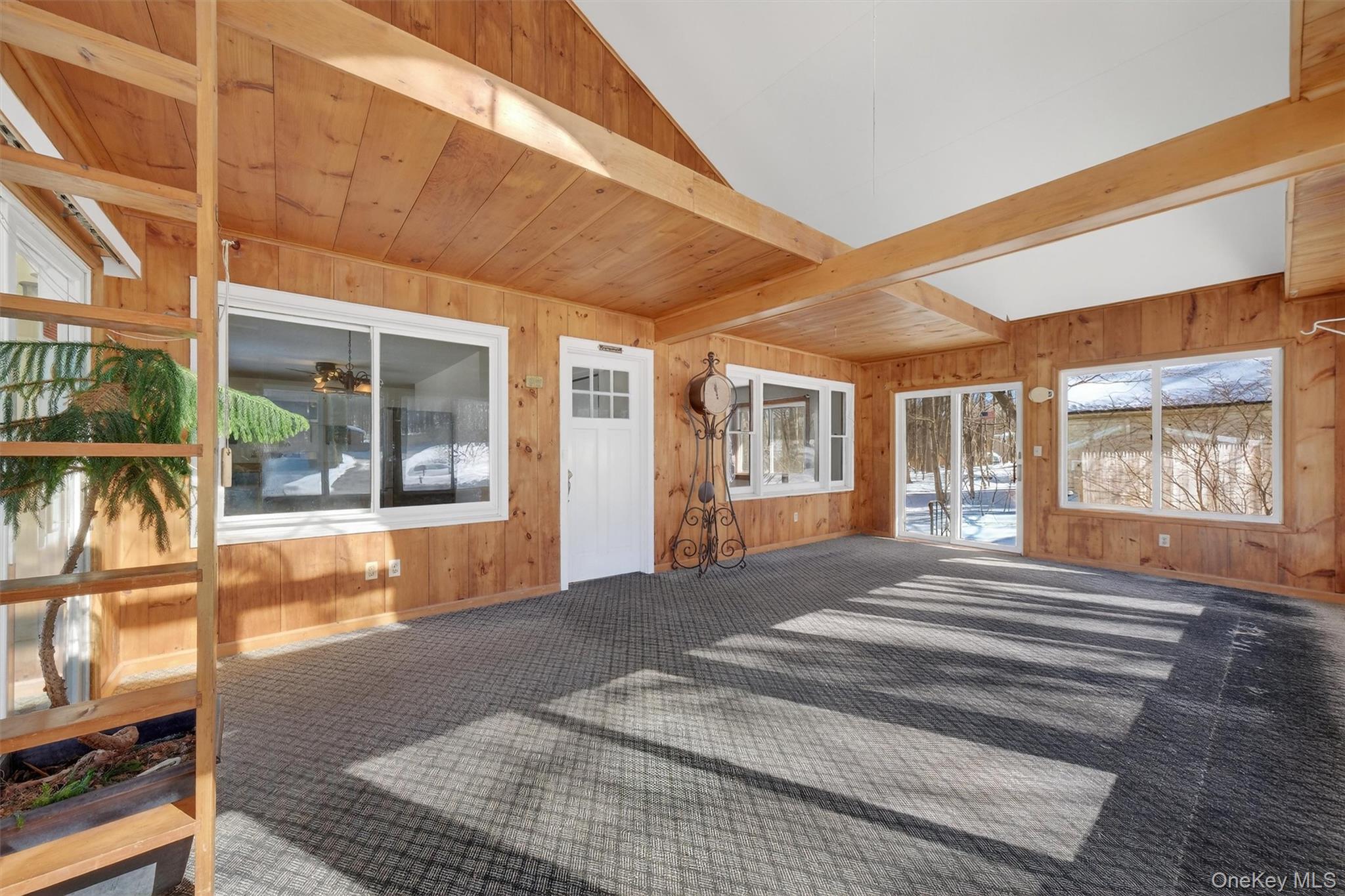 #13 photo, 396 Crescent Avenue, Highland , NY 12528