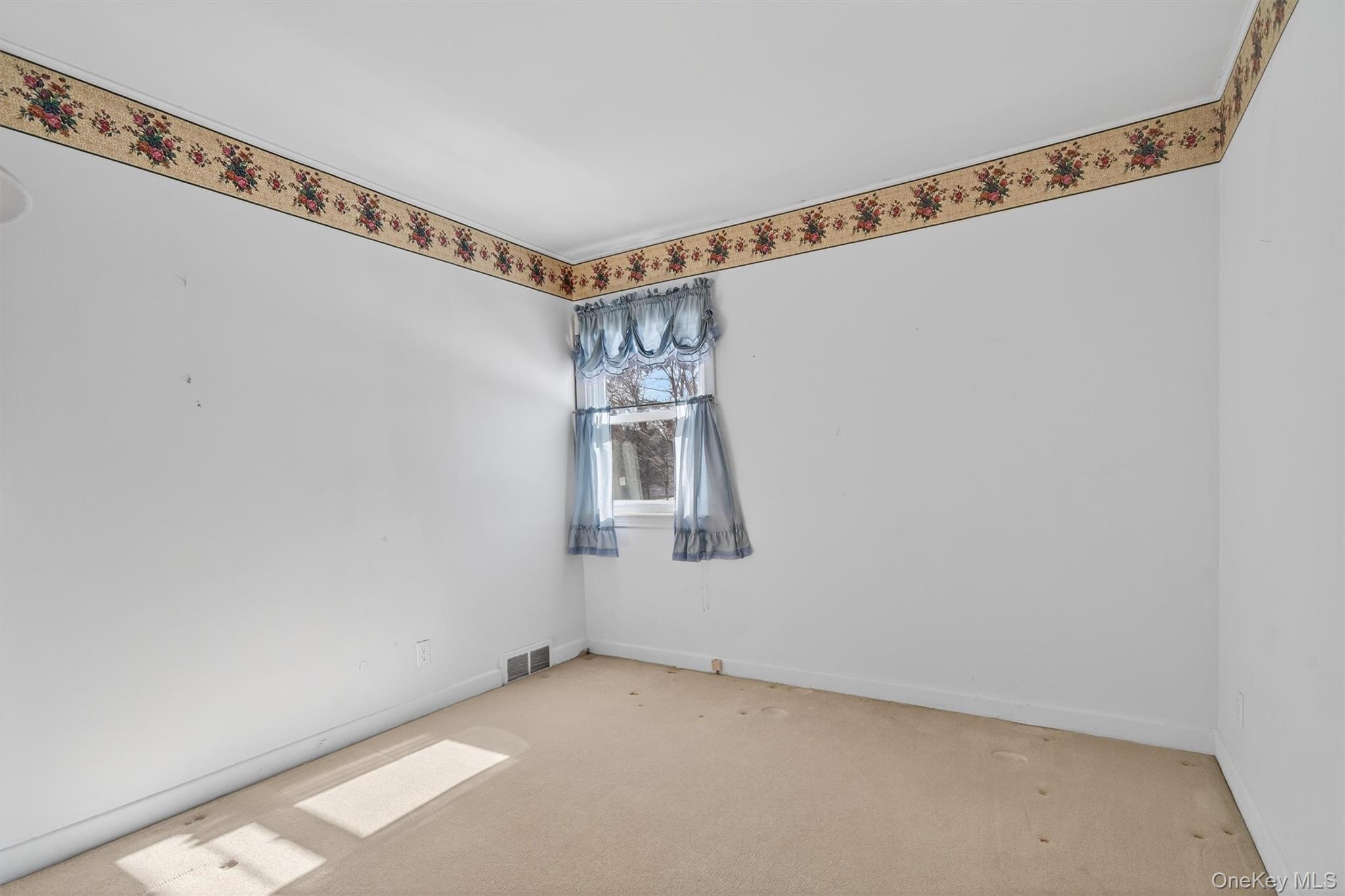 #18 photo, 2 Thomas Jefferson Place, Middletown , NY 10940