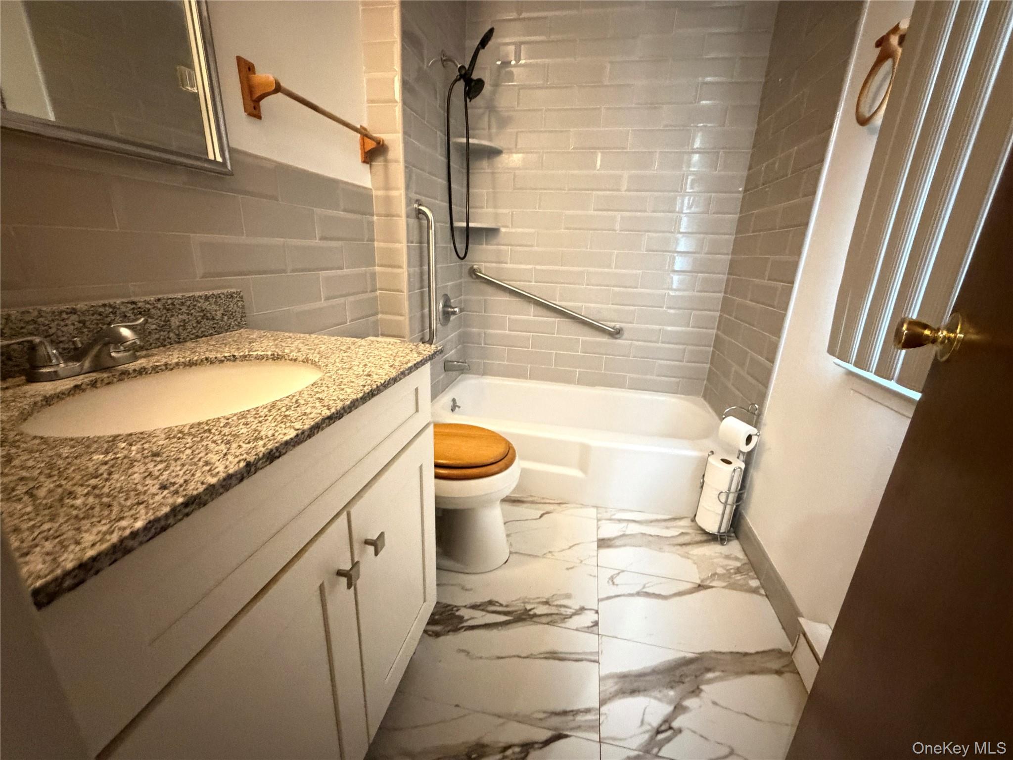 #7 photo, 23 Crescent Drive, Thiells , NY 10984