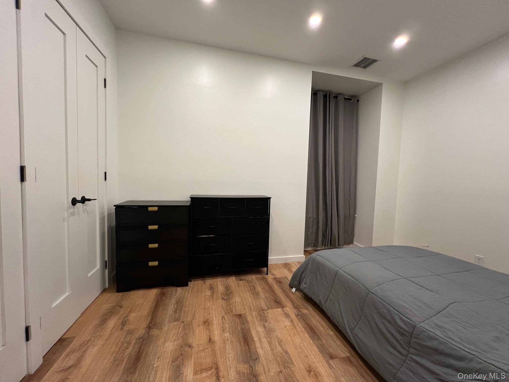 #3 photo, 1250 North Avenue, New Rochelle , NY 10804