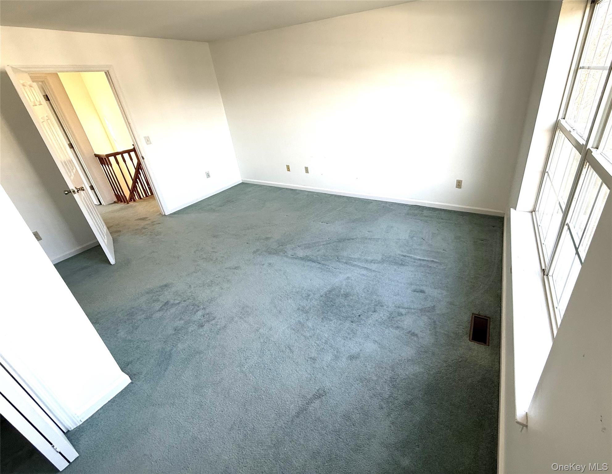 #13 photo, 618 Crab Apple Lane, New Windsor , NY 12553