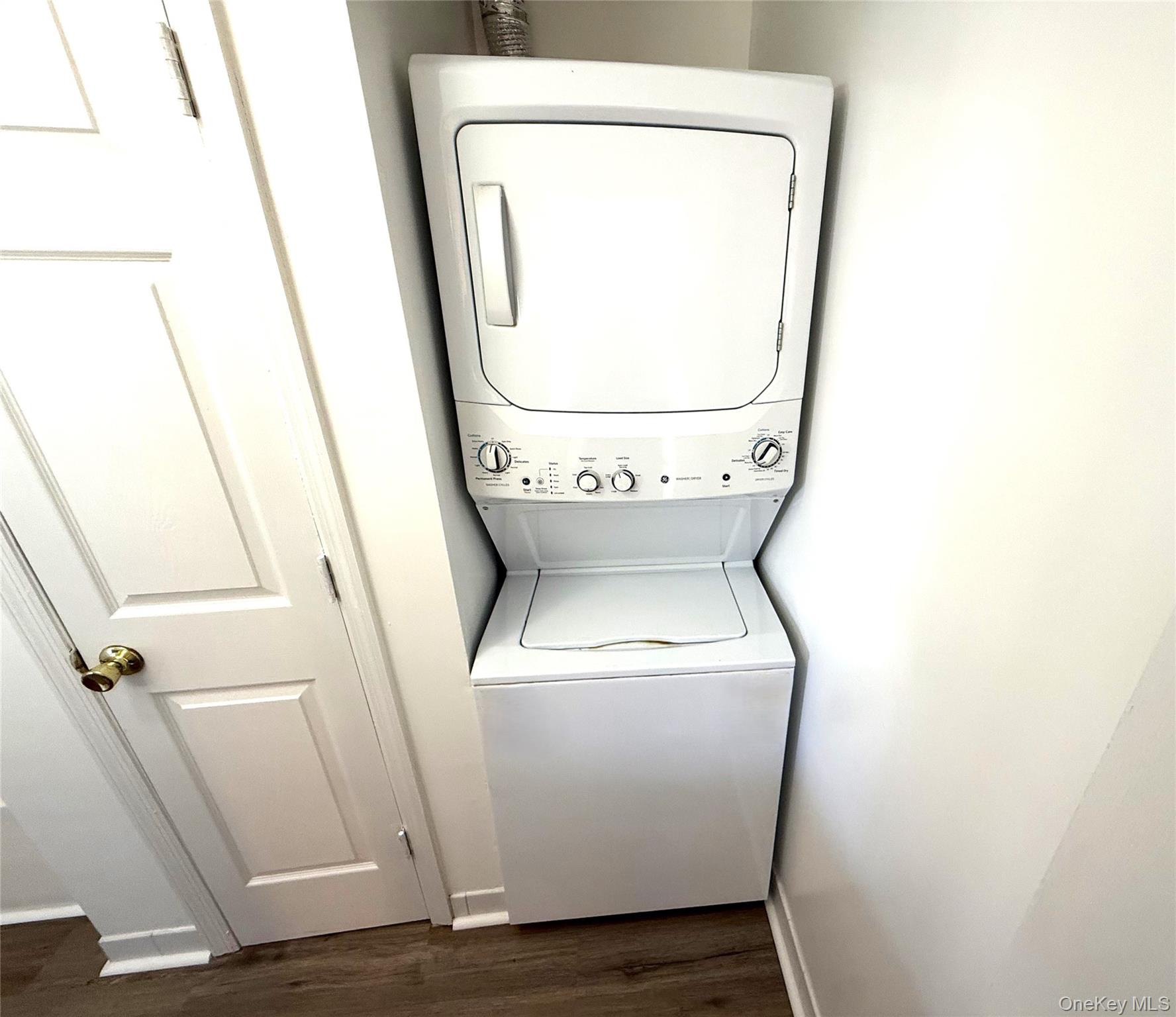 #15 photo, 618 Crab Apple Lane, New Windsor , NY 12553