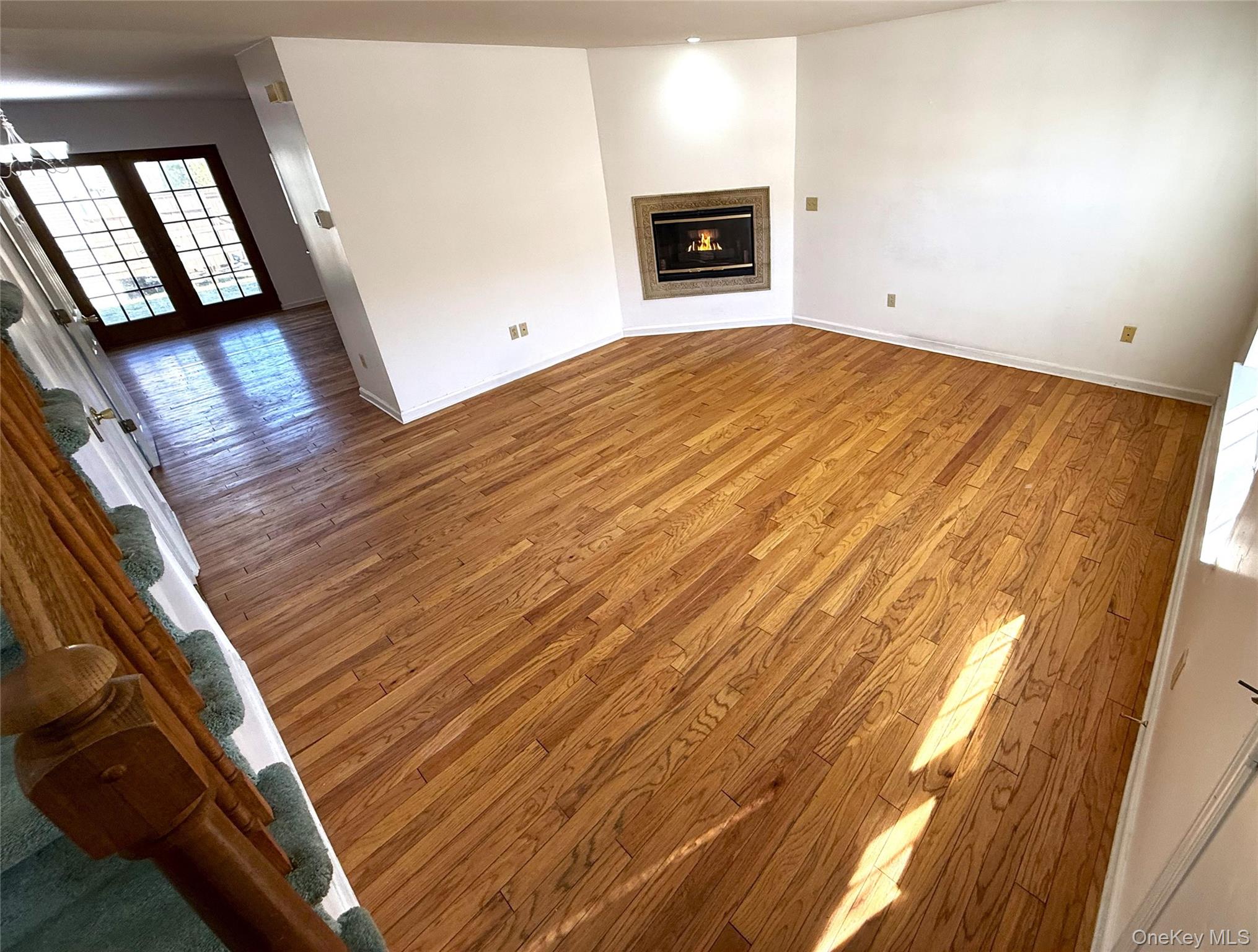 #3 photo, 618 Crab Apple Lane, New Windsor , NY 12553