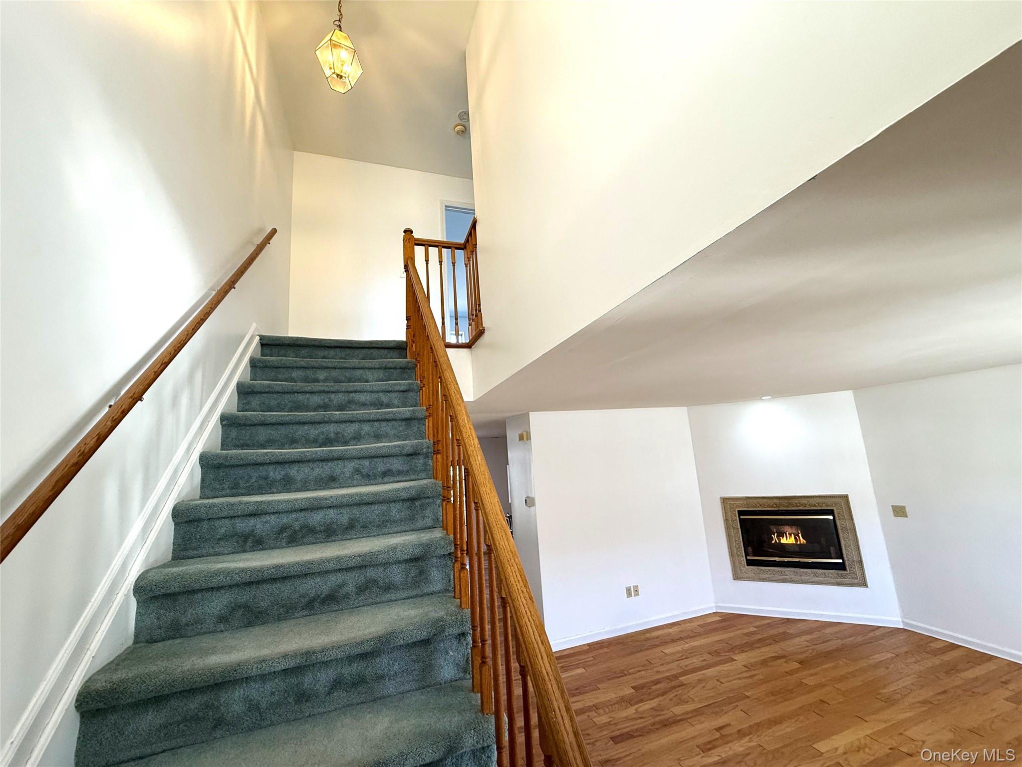 #6 photo, 618 Crab Apple Lane, New Windsor , NY 12553