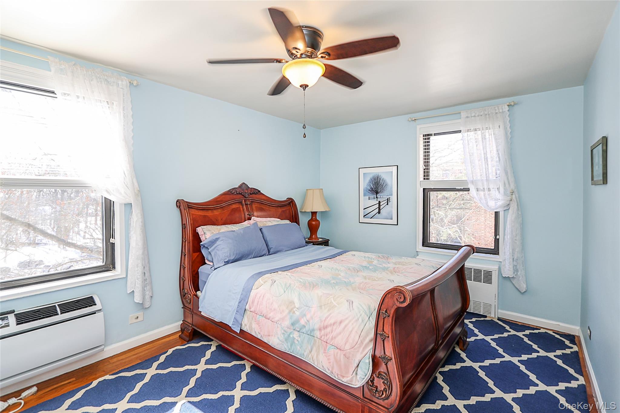 #12 photo, 224-24 Union Turnpike, कुईंस Oakland Gardens , NY 11364