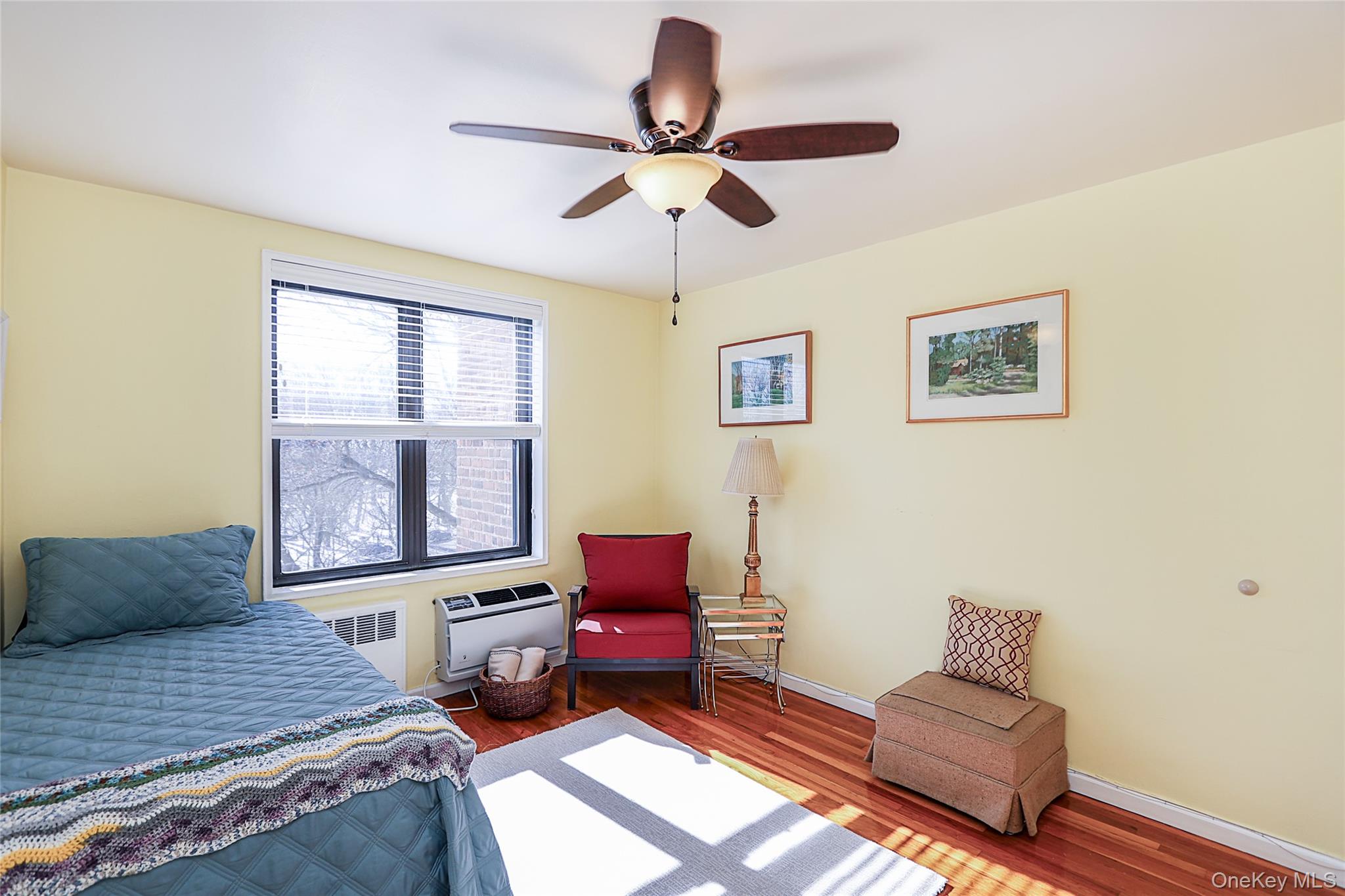 #16 photo, 224-24 Union Turnpike, कुईंस Oakland Gardens , NY 11364