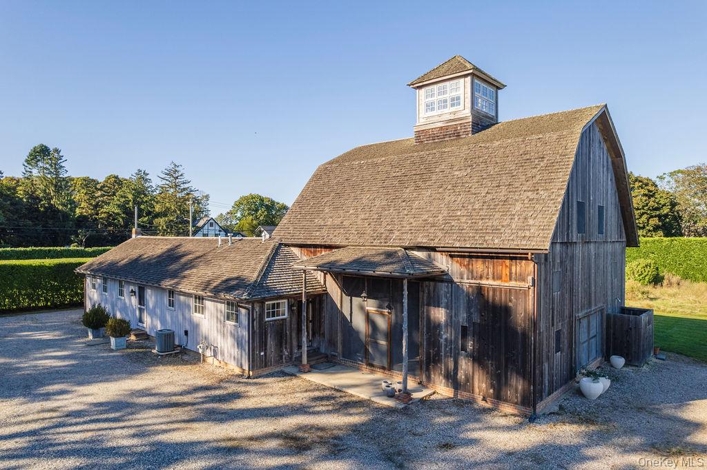 #2 photo, 29500 Main Rd, Cutchogue , NY 11935