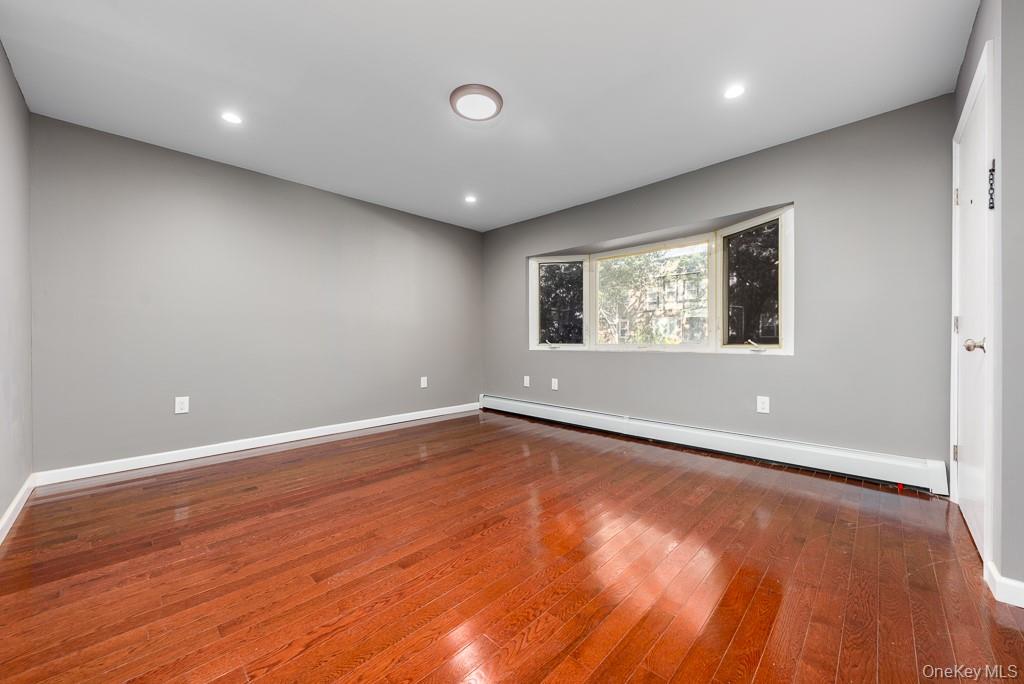 #4 photo, 1792 E 48th Street, Brooklyn , NY 11234