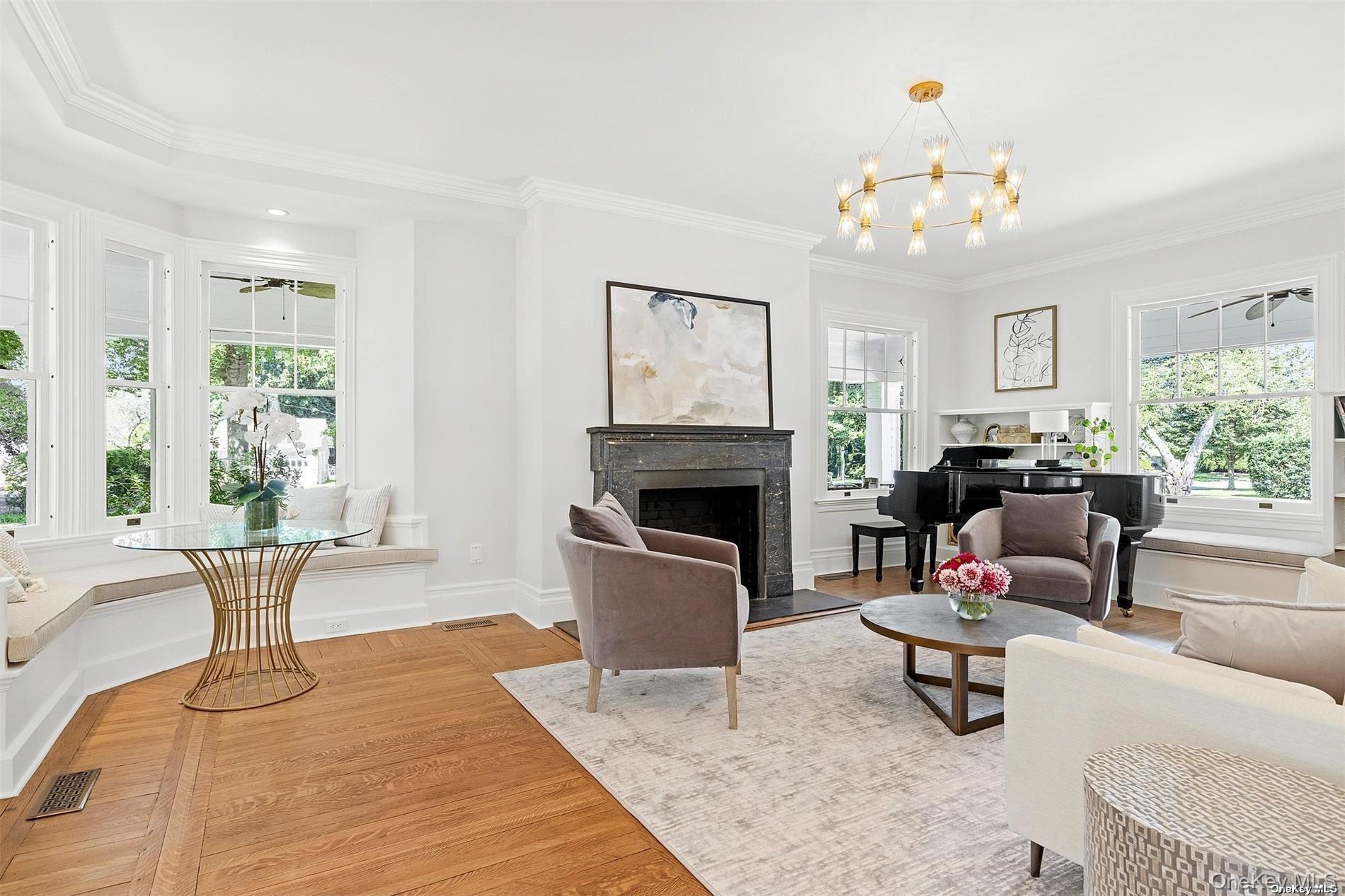 #7 photo, 50 South Drive, Manhasset , NY 11030