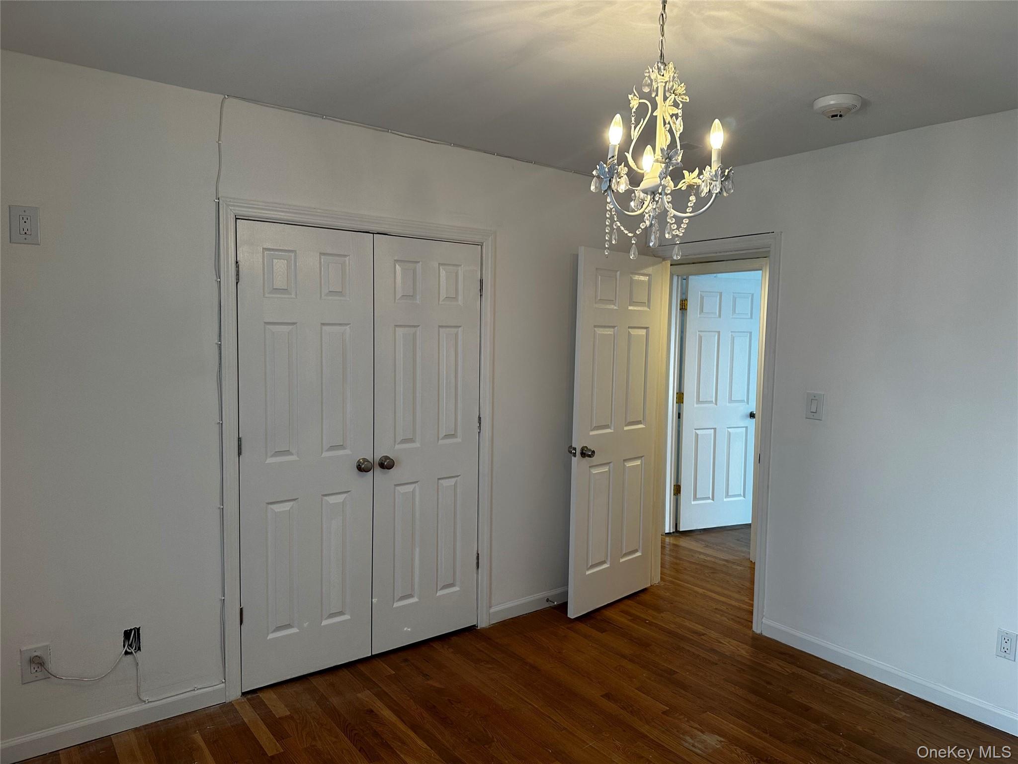 #8 photo, 4261 Austin Boulevard, नासाउ काउंटी Island Park , NY 11558