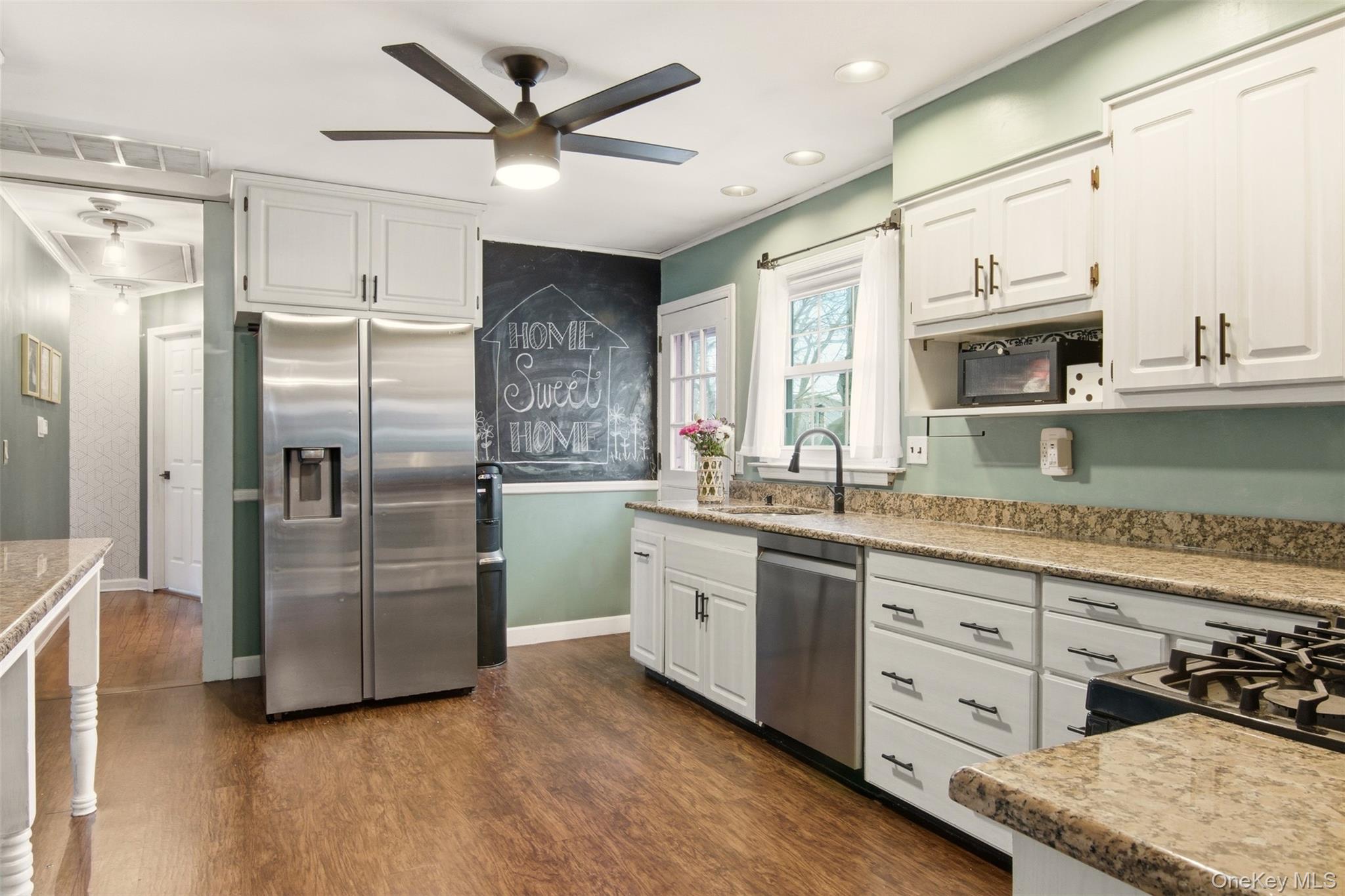 #6 photo, 24 Stellenwerf Avenue, East Islip , NY 11730