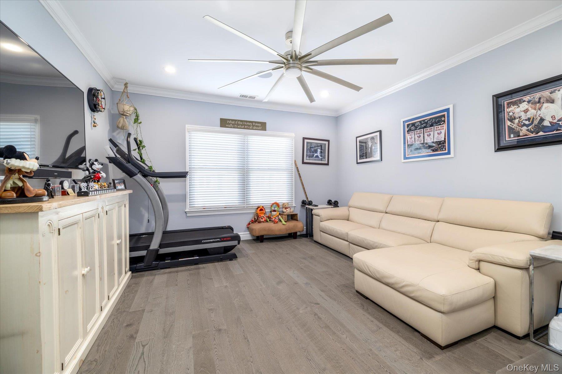 #20 photo, 54 Ocean Watch Court, Freeport , NY 11520